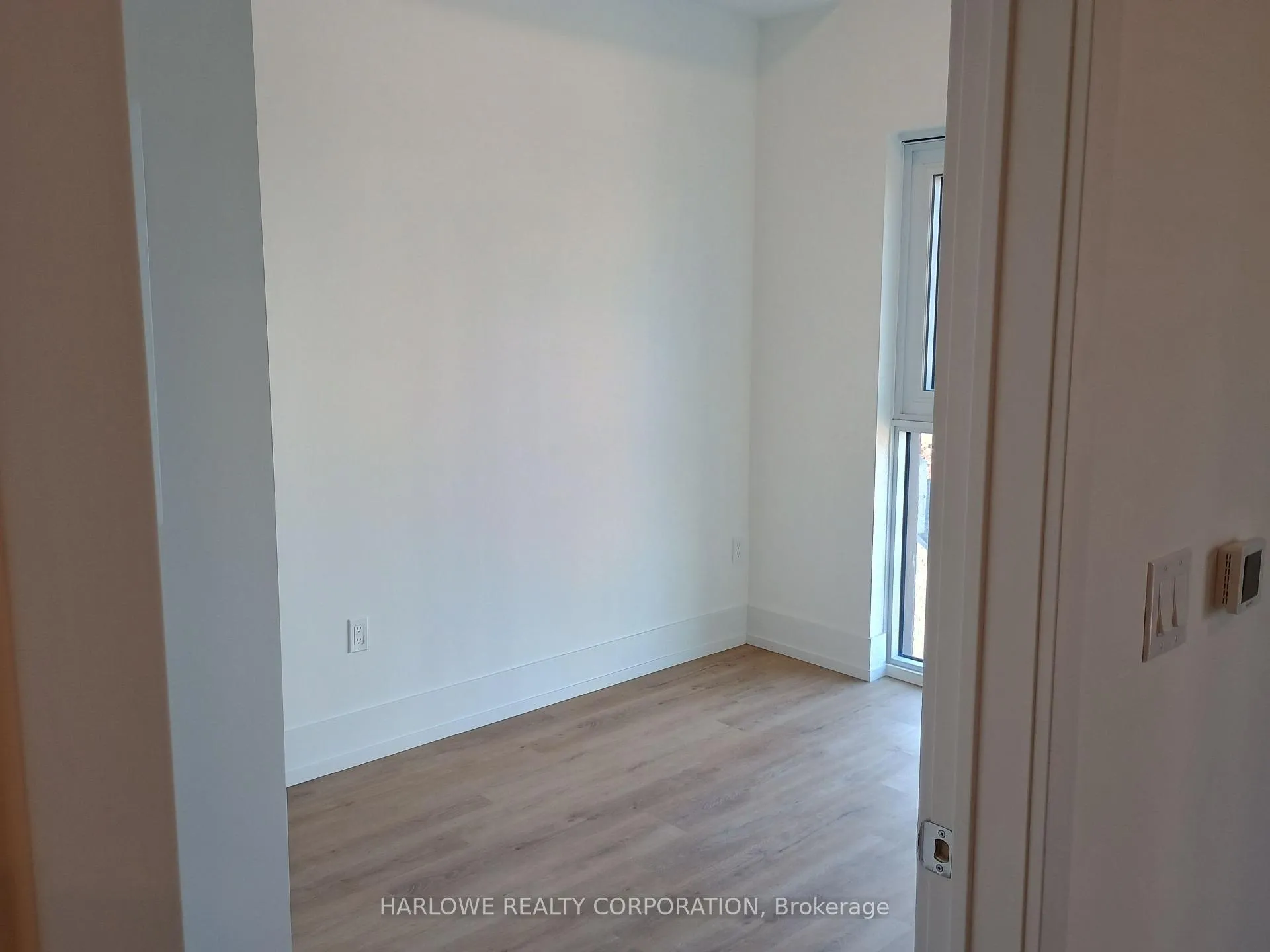 Photo 15 of Unit 404, 206 King Street W, Hamilton, Central — HOMEH