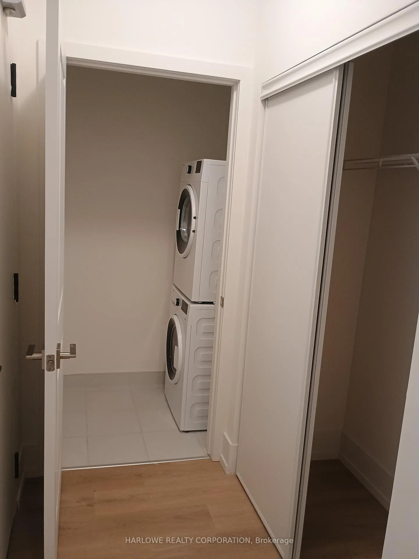 Photo 17 of Unit 404, 206 King Street W, Hamilton, Central — HOMEH