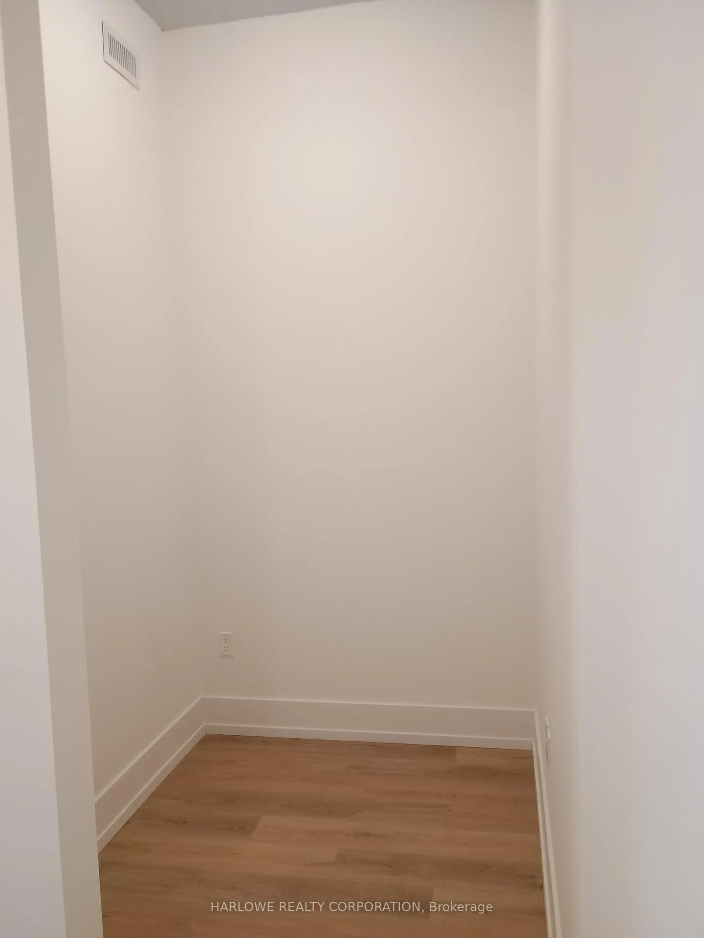 Photo 18 of Unit 404, 206 King Street W, Hamilton, Central — HOMEH