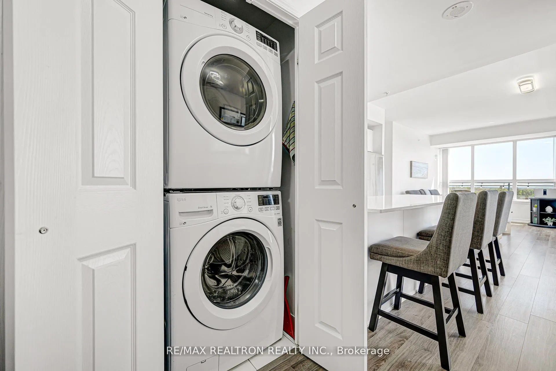 Photo 22 of Unit 708, 11611 Yonge Street, Richmond Hill, Jefferson — HOMEH