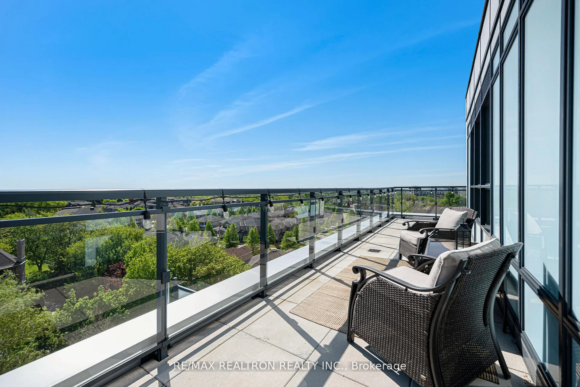 Photo 33 of Unit 708, 11611 Yonge Street, Richmond Hill, Jefferson — HOMEH