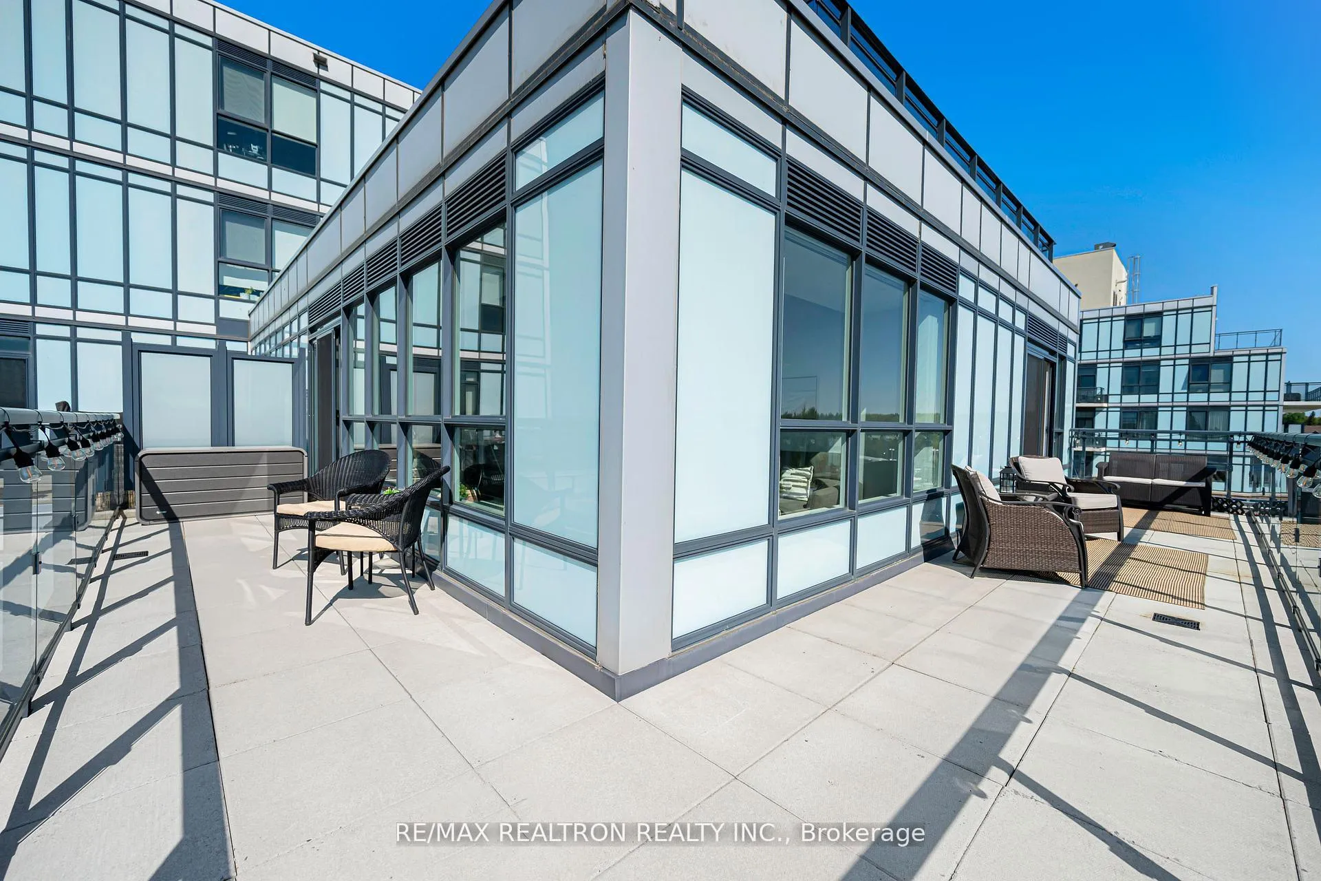 Photo 35 of Unit 708, 11611 Yonge Street, Richmond Hill, Jefferson — HOMEH