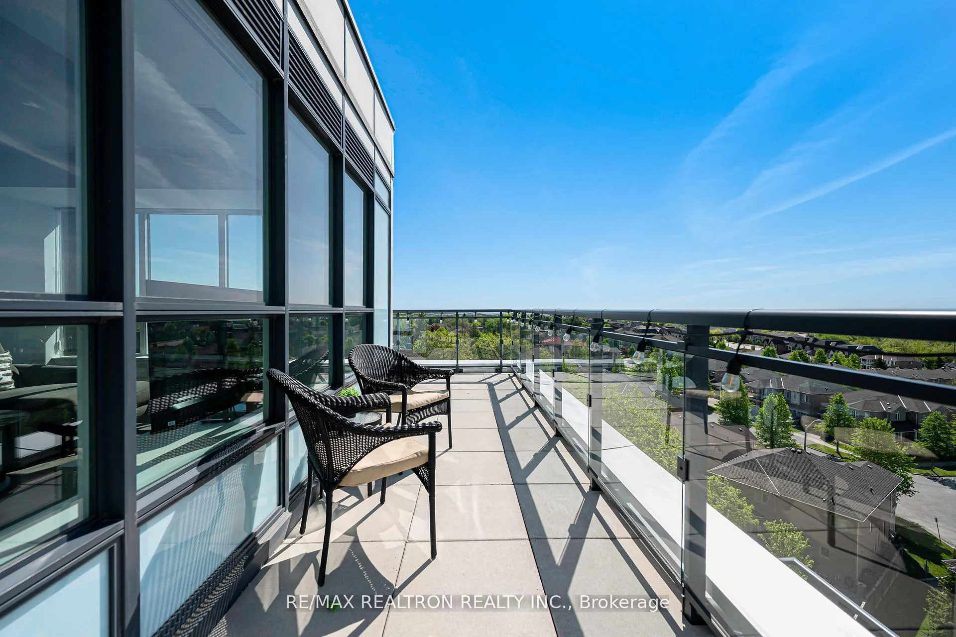 Photo 37 of Unit 708, 11611 Yonge Street, Richmond Hill, Jefferson — HOMEH