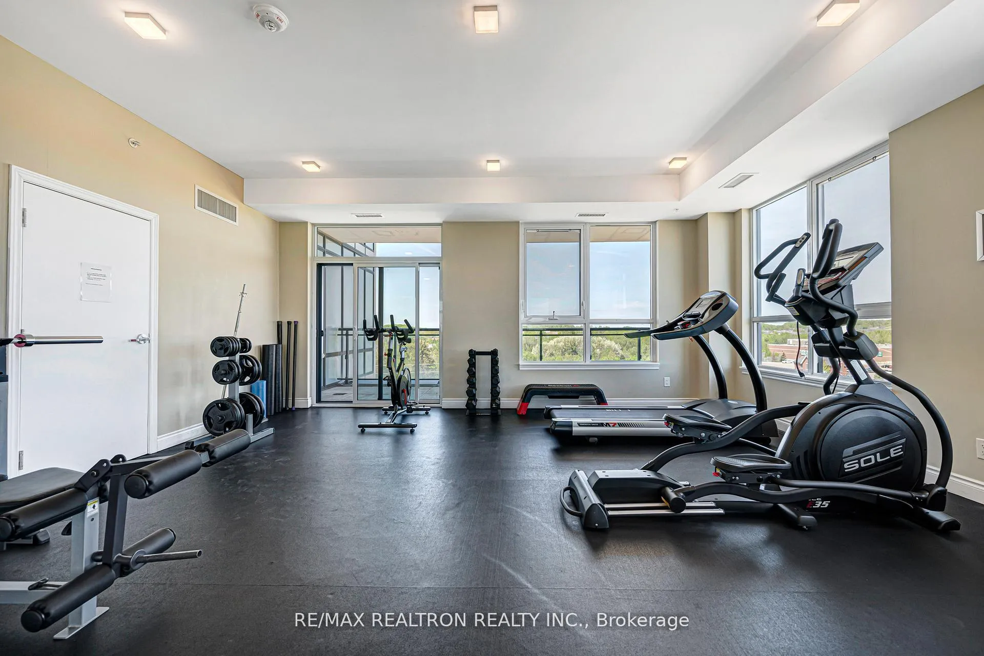 Photo 46 of Unit 708, 11611 Yonge Street, Richmond Hill, Jefferson — HOMEH