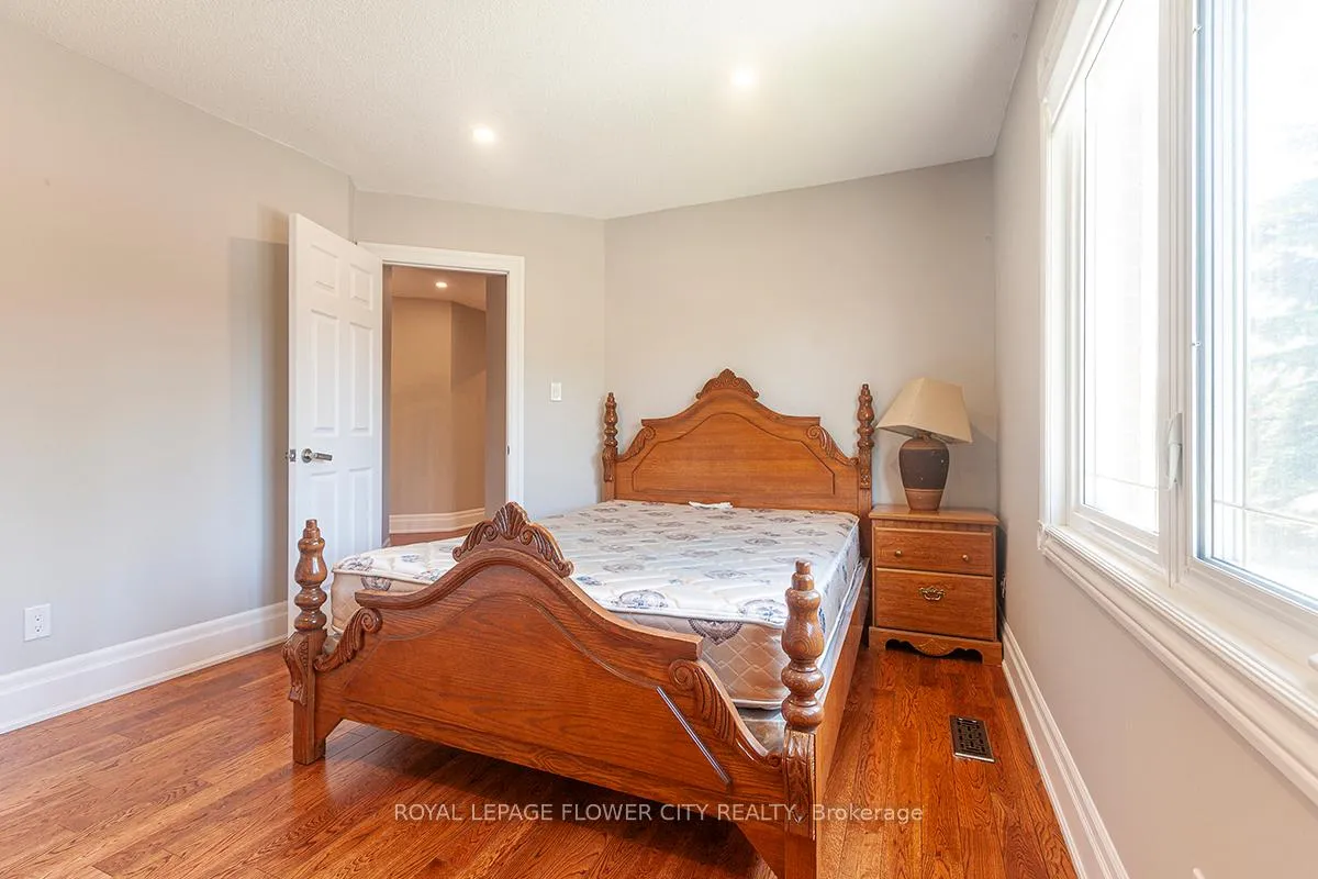 Photo 34 of 1 St Michaels Crescent, Caledon, Bolton North — HOMEH