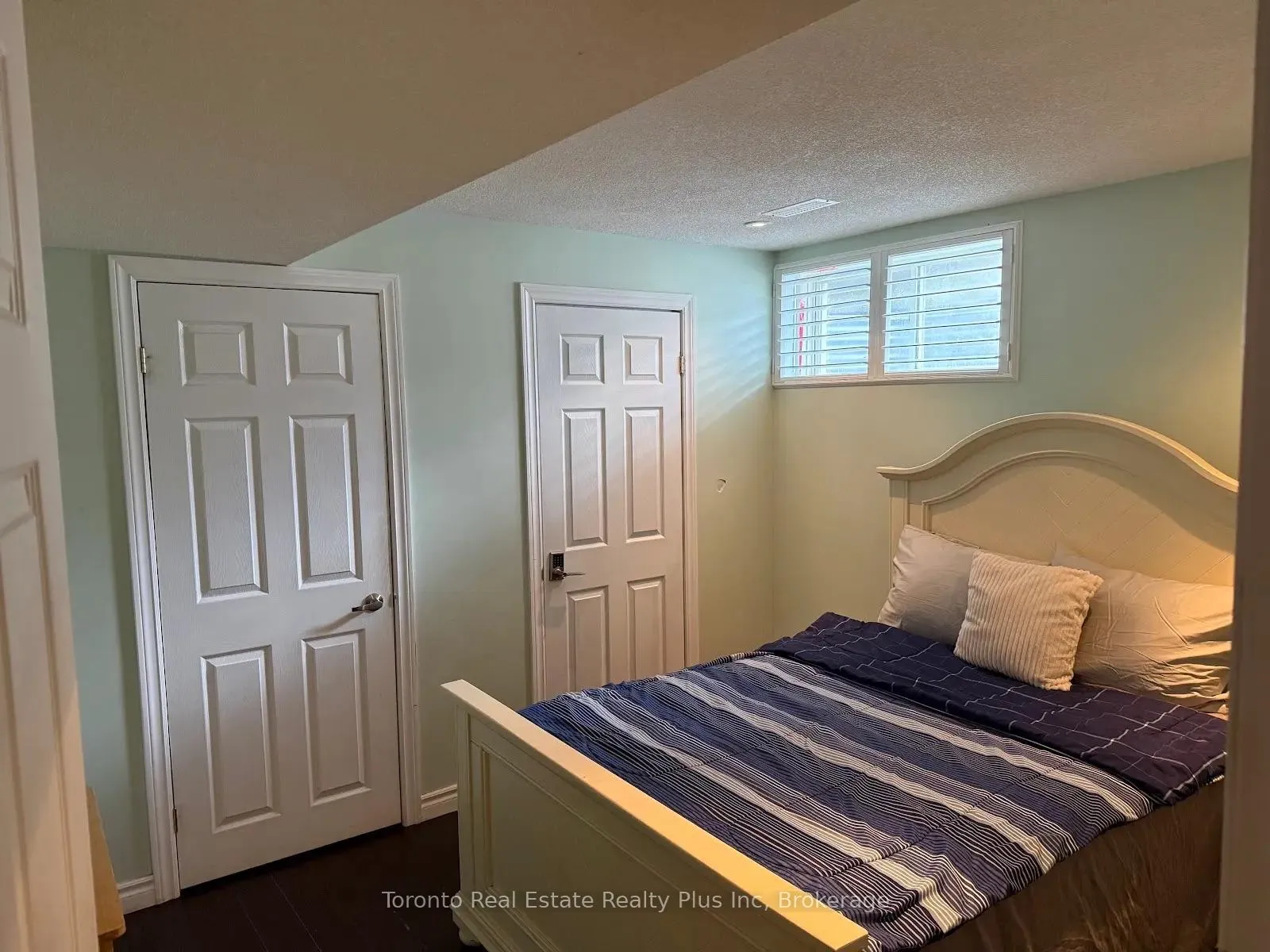 Photo 7 of Unit BSMT, 4 Paddington Road, Brampton, Bram East — HOMEH