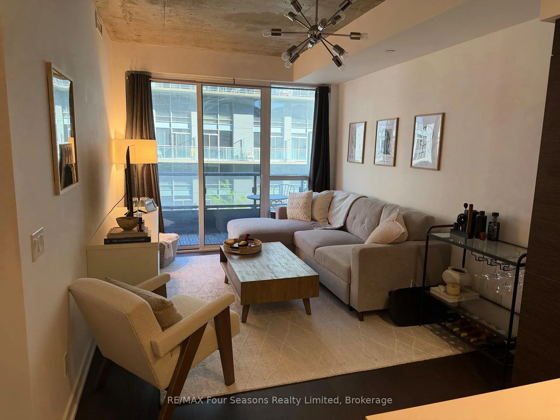 Photo 2 of Unit 325, 1030 King Street W, Toronto, Niagara — HOMEH