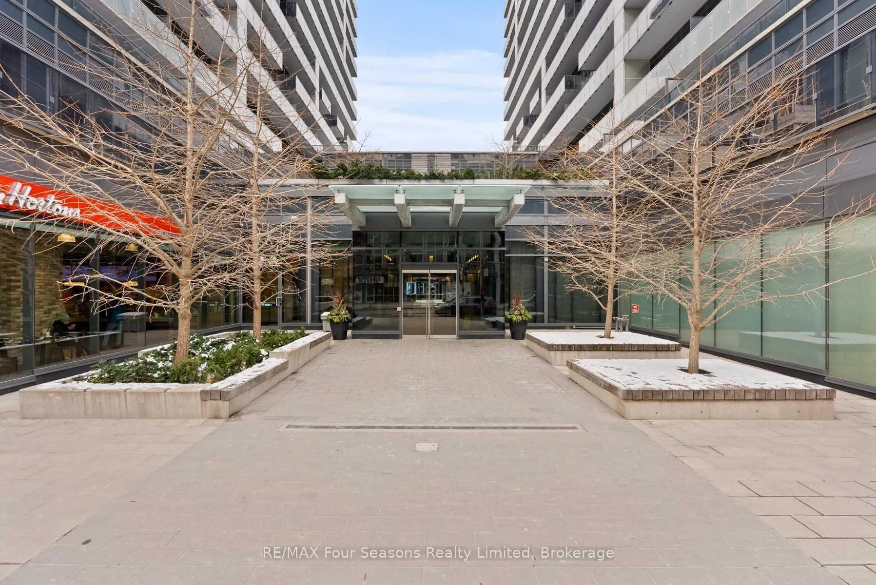 Photo 12 of Unit 325, 1030 King Street W, Toronto, Niagara — HOMEH