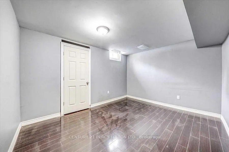 Photo 8 of 43 Condarcuri Crescent, Markham, Box Grove — HOMEH