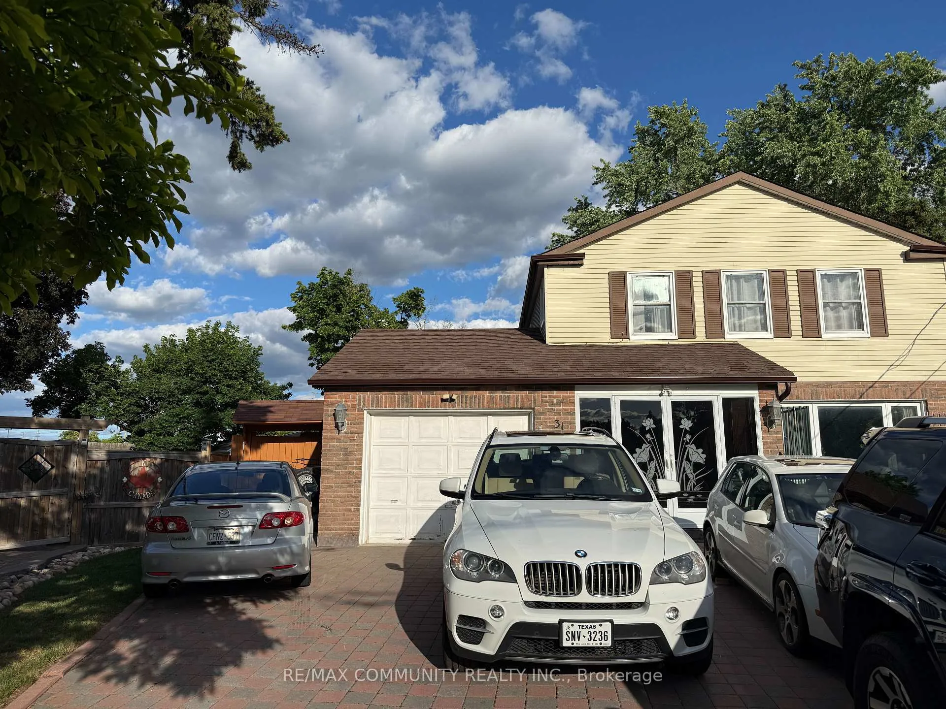 Photo 1 of Unit LOWER, 31 Friar Tuck Road, Markham, Bullock — HOMEH