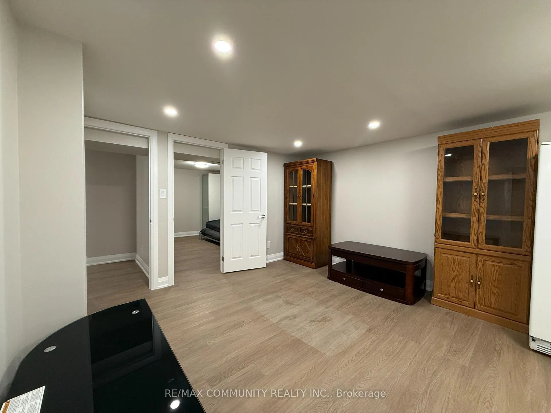 Photo 6 of Unit LOWER, 31 Friar Tuck Road, Markham, Bullock — HOMEH