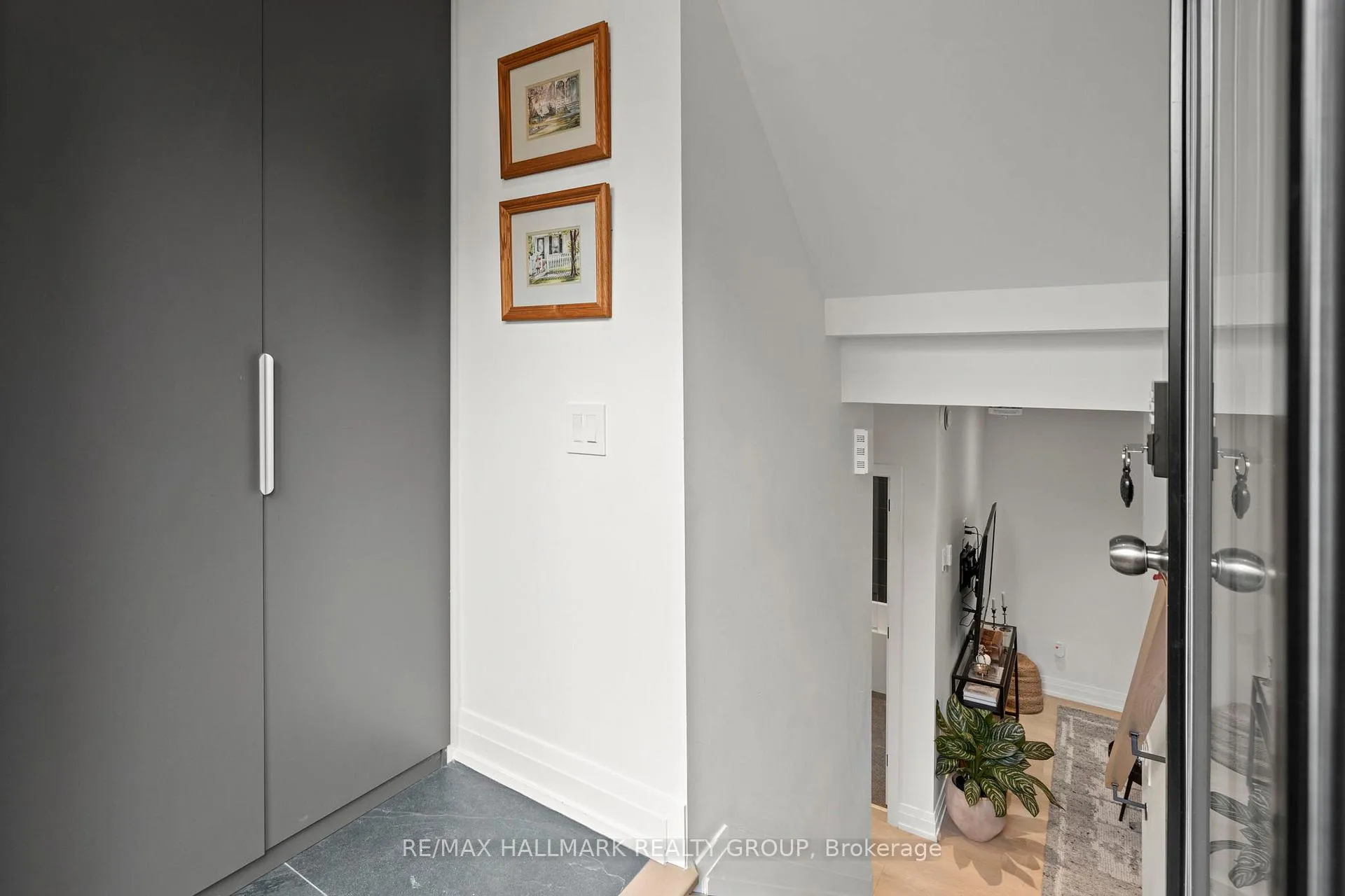 Photo 4 of Unit 2B, 130 Glenora Street, Ottawa, Ottawa East — HOMEH