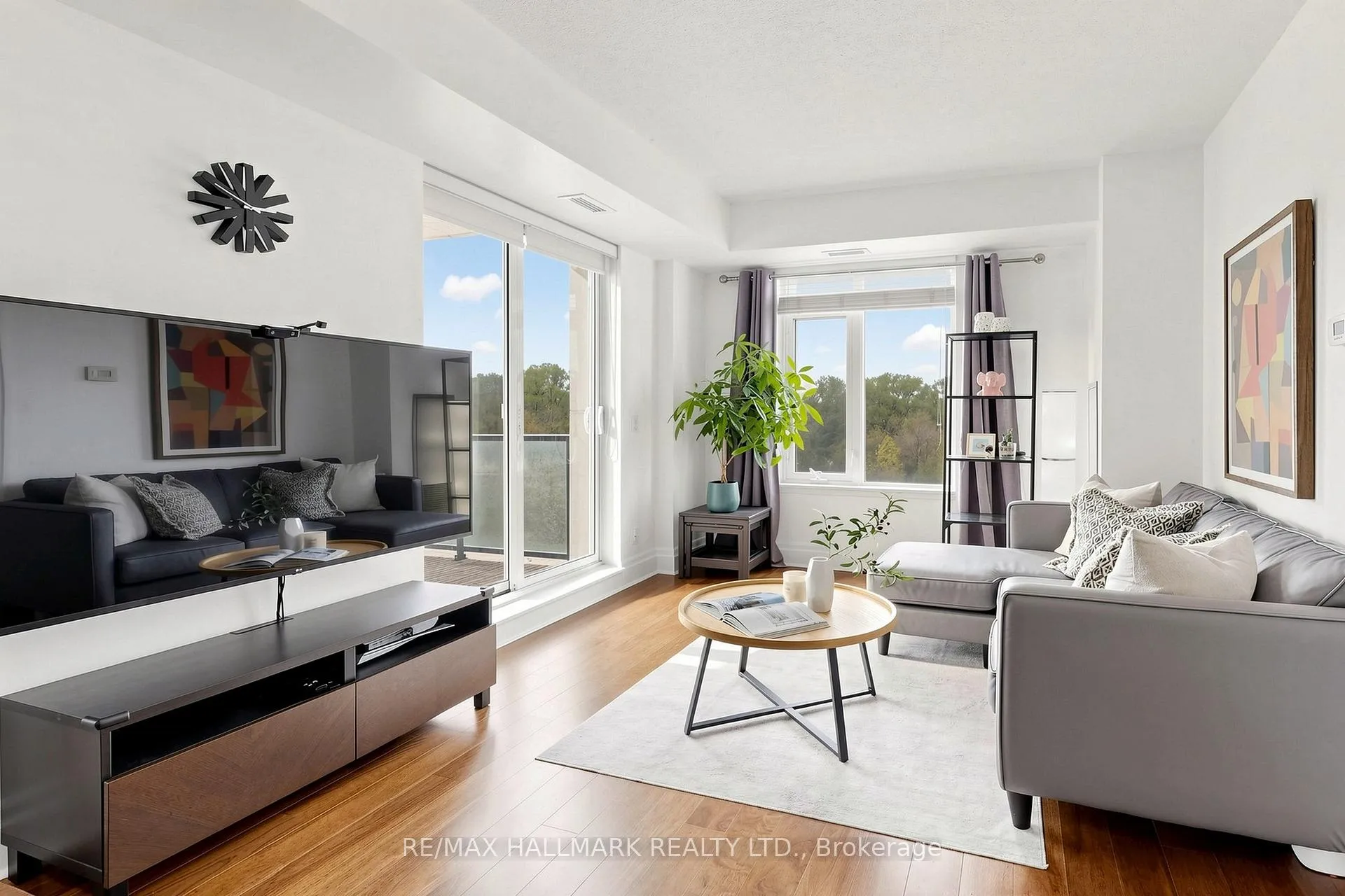 Photo 6 of Unit 203, 151 Upper Duke Crescent, Markham, Unionville — HOMEH