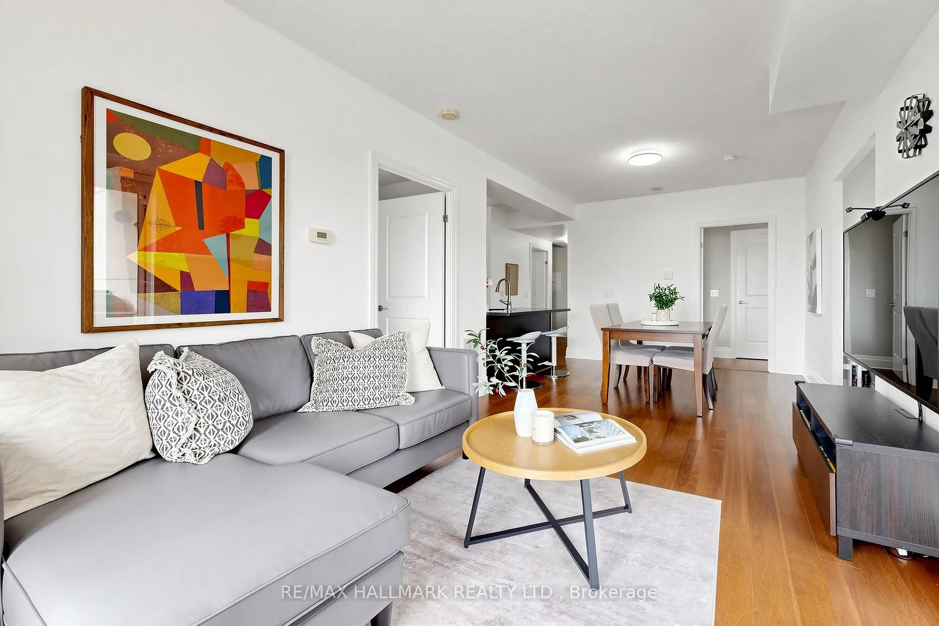Photo 7 of Unit 203, 151 Upper Duke Crescent, Markham, Unionville — HOMEH