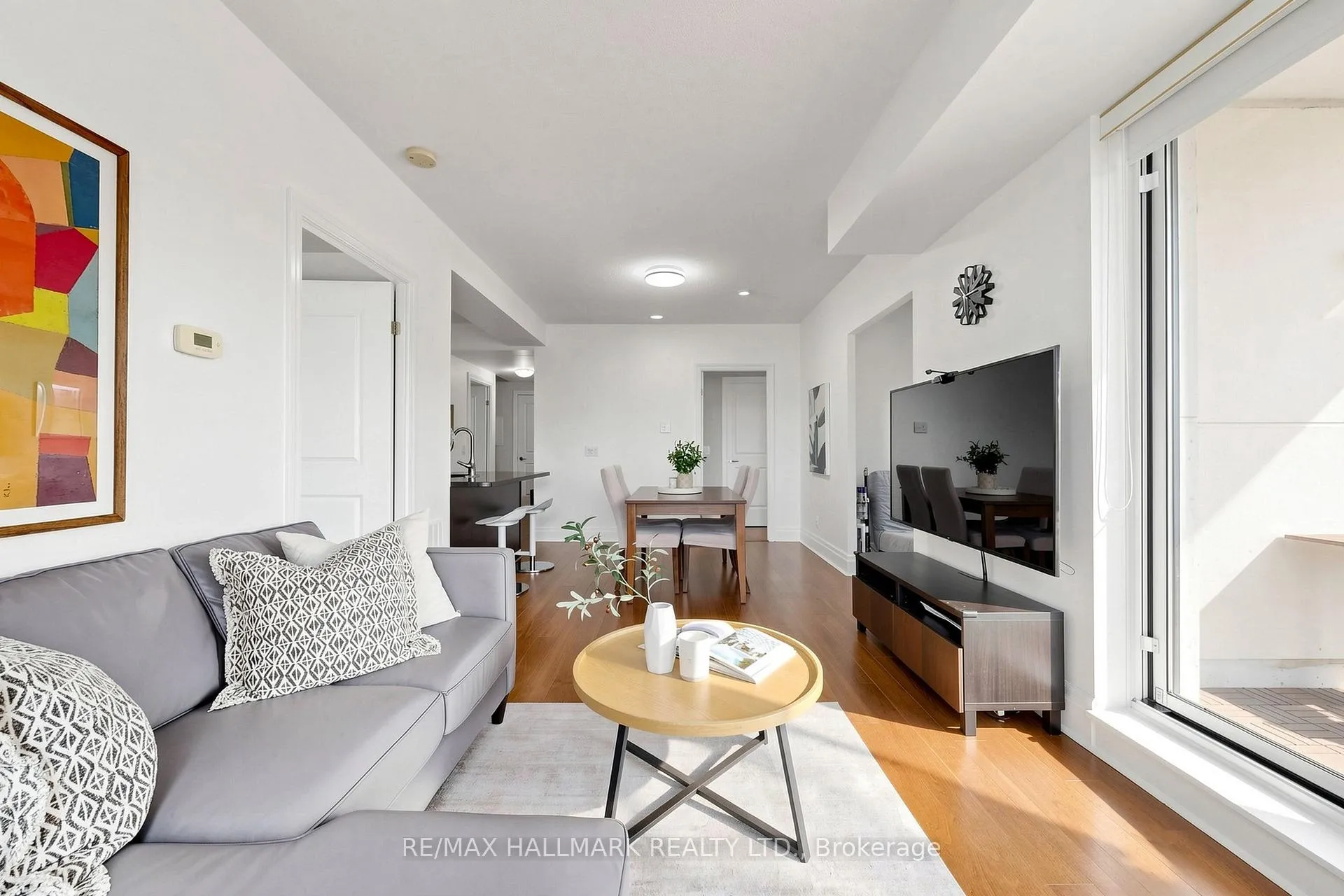 Photo 8 of Unit 203, 151 Upper Duke Crescent, Markham, Unionville — HOMEH