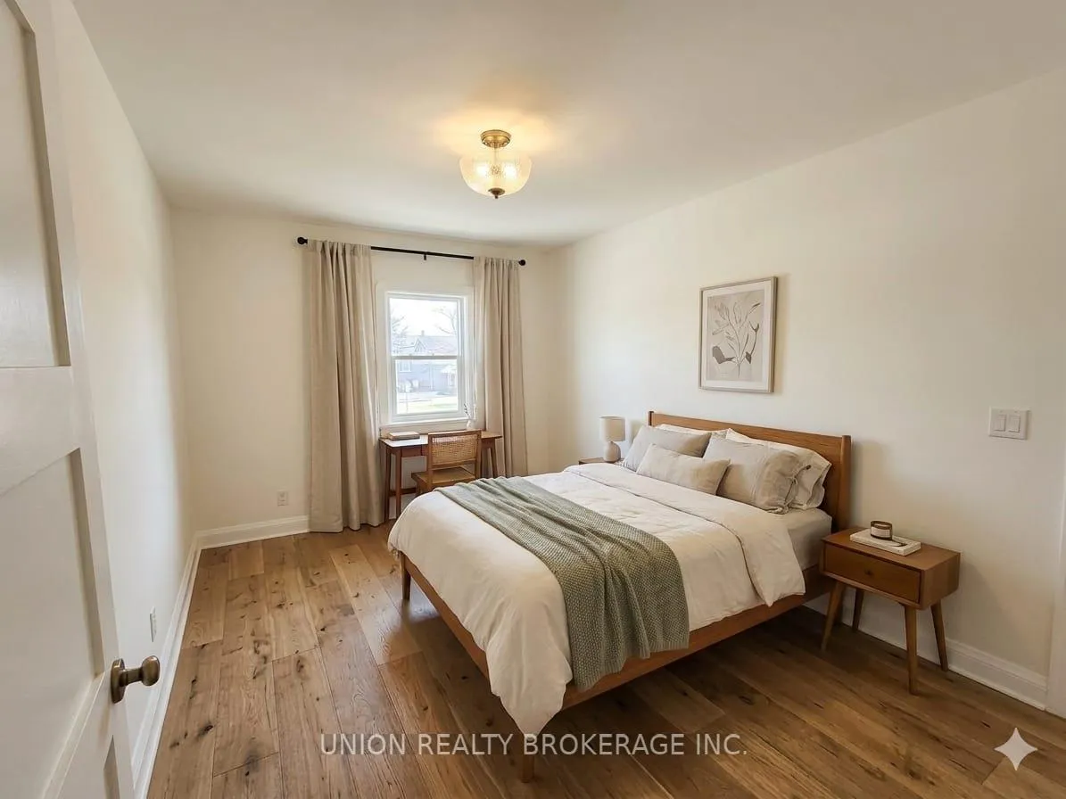 Photo 3 of Unit Upper Unit, 582 Danforth Road, Scarborough, Clairlea-Birchmount — HOMEH