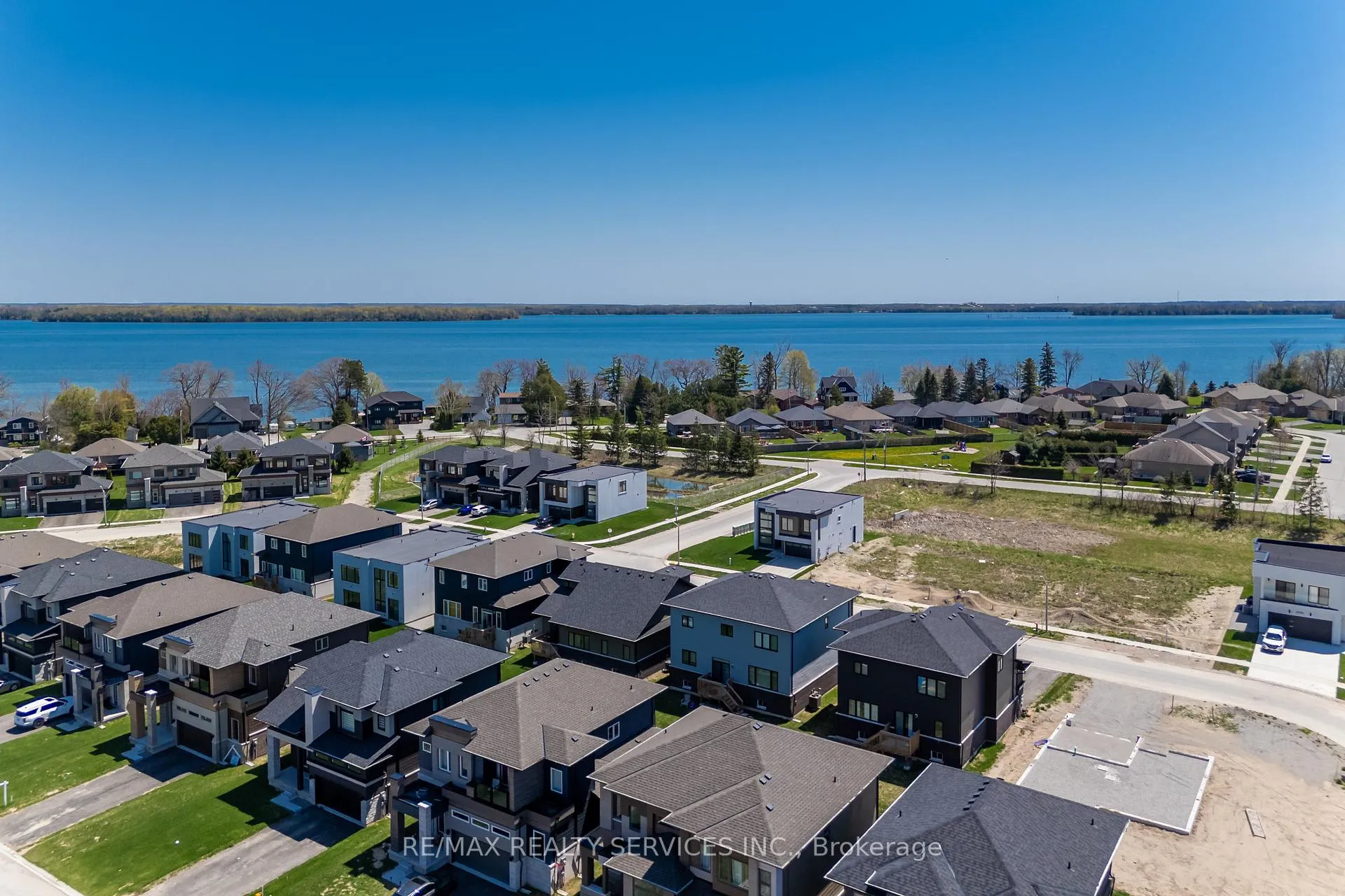 Photo 5 of 3700 Quayside Drive, Severn, West Shore — HOMEH