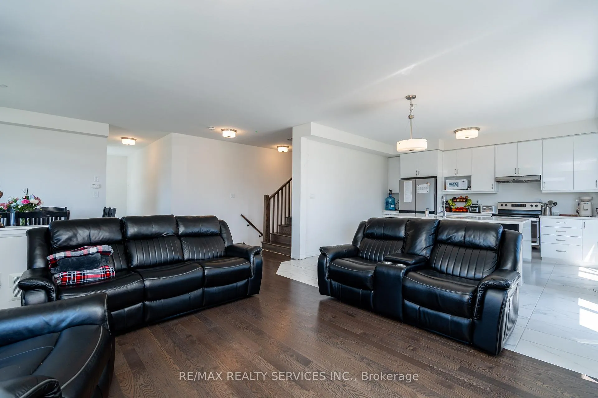 Photo 26 of 3700 Quayside Drive, Severn, West Shore — HOMEH