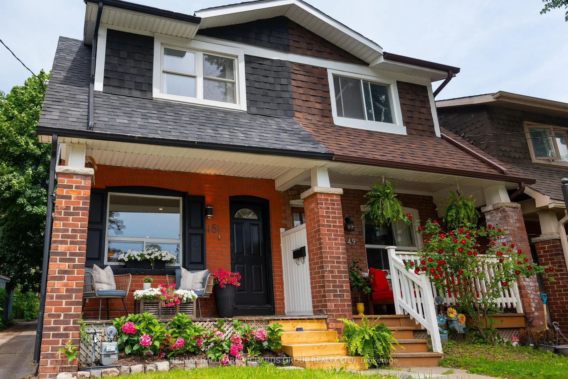 Front of 451 Ashdale Avenue