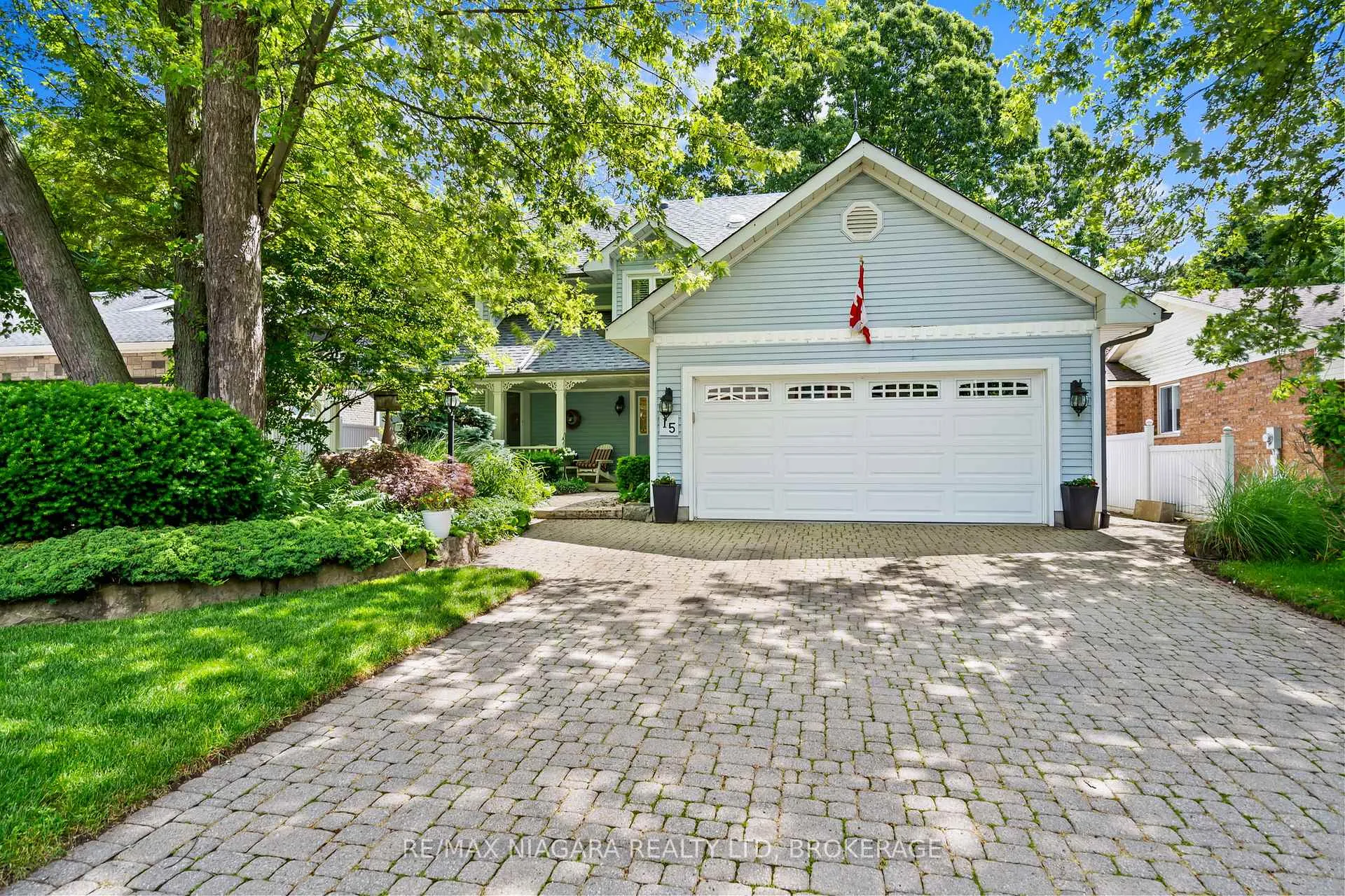 Photo 1 of 15 Deerpark Crescent N, Brampton, Brampton West — HOMEH