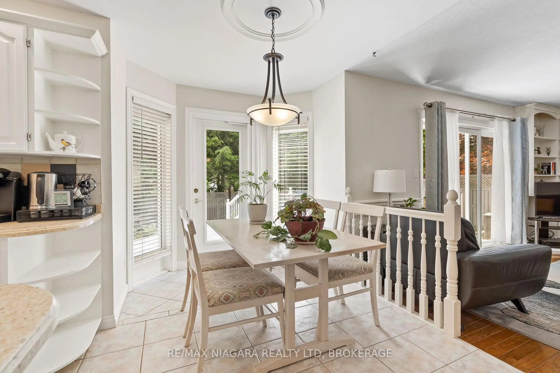 Photo 15 of 15 Deerpark Crescent N, Brampton, Brampton West — HOMEH