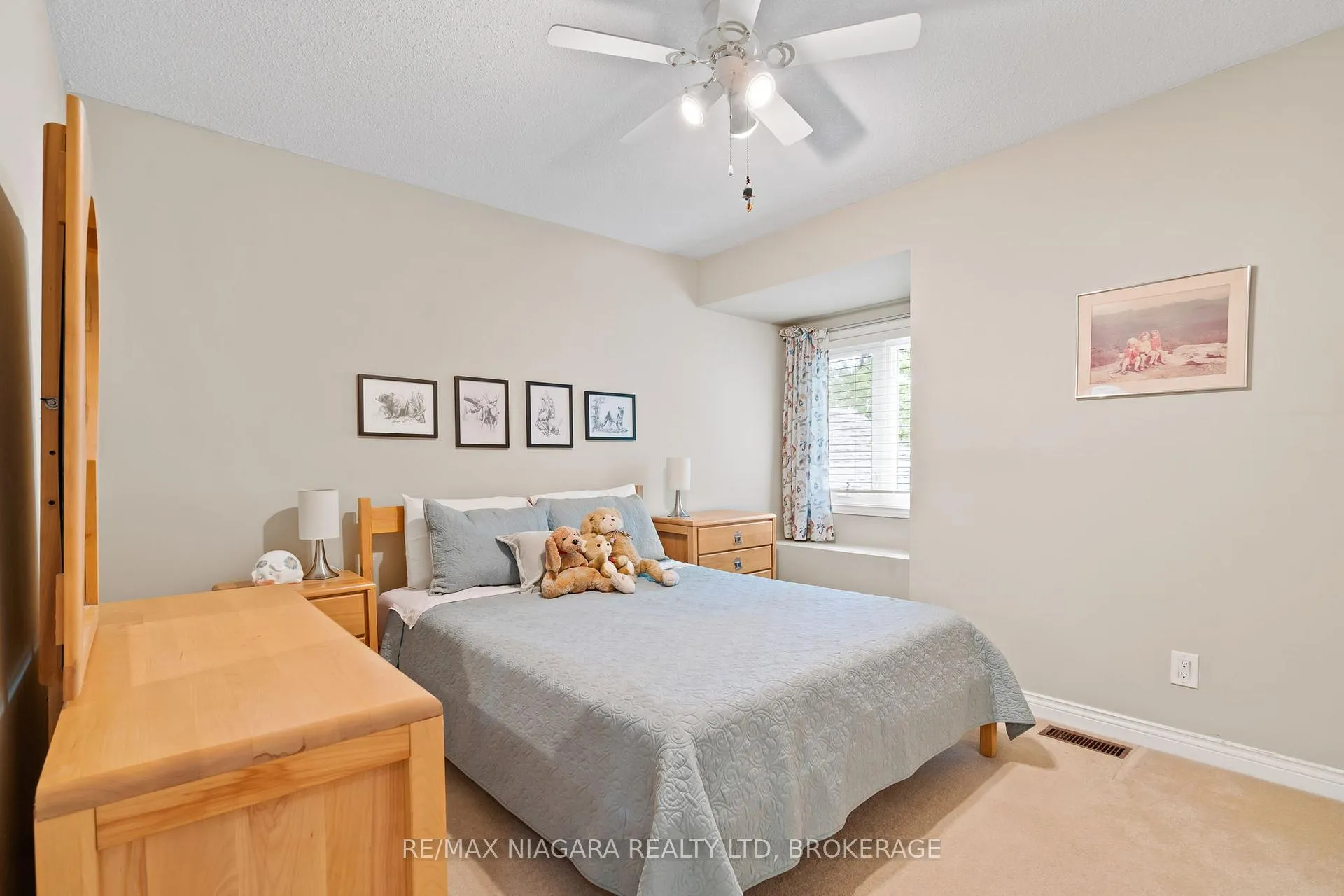 Photo 26 of 15 Deerpark Crescent N, Brampton, Brampton West — HOMEH