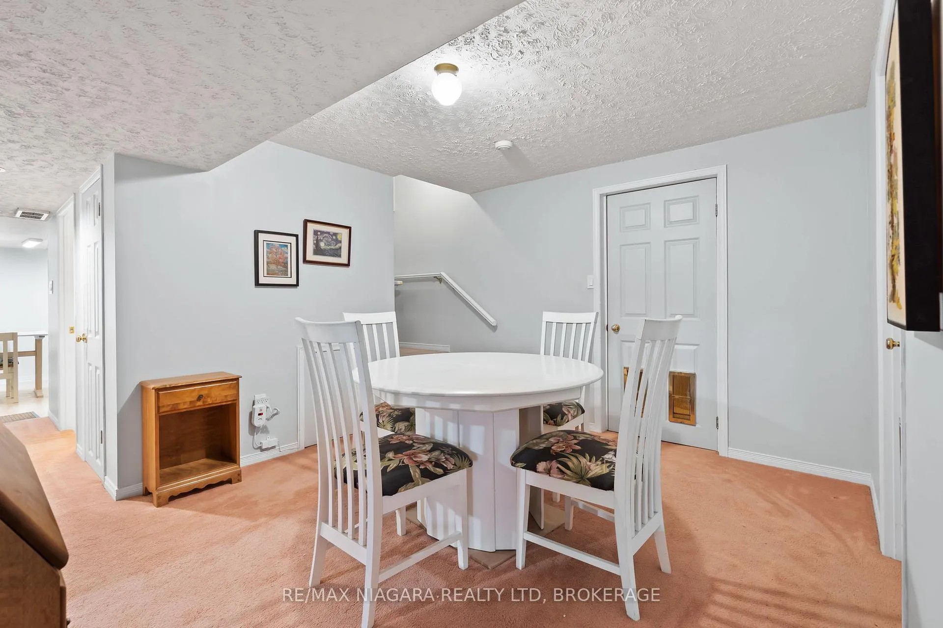 Photo 32 of 15 Deerpark Crescent N, Brampton, Brampton West — HOMEH