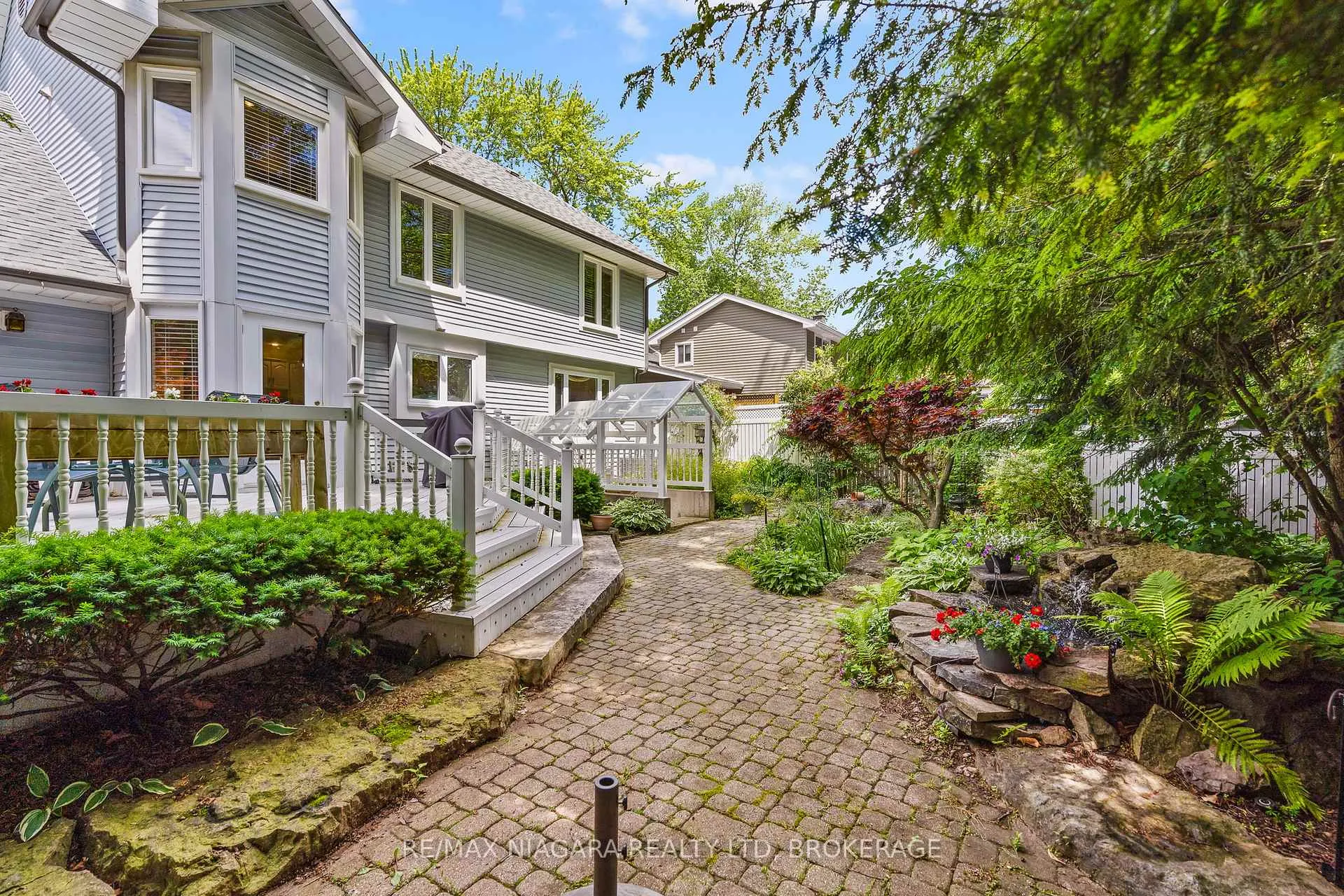 Photo 36 of 15 Deerpark Crescent N, Brampton, Brampton West — HOMEH