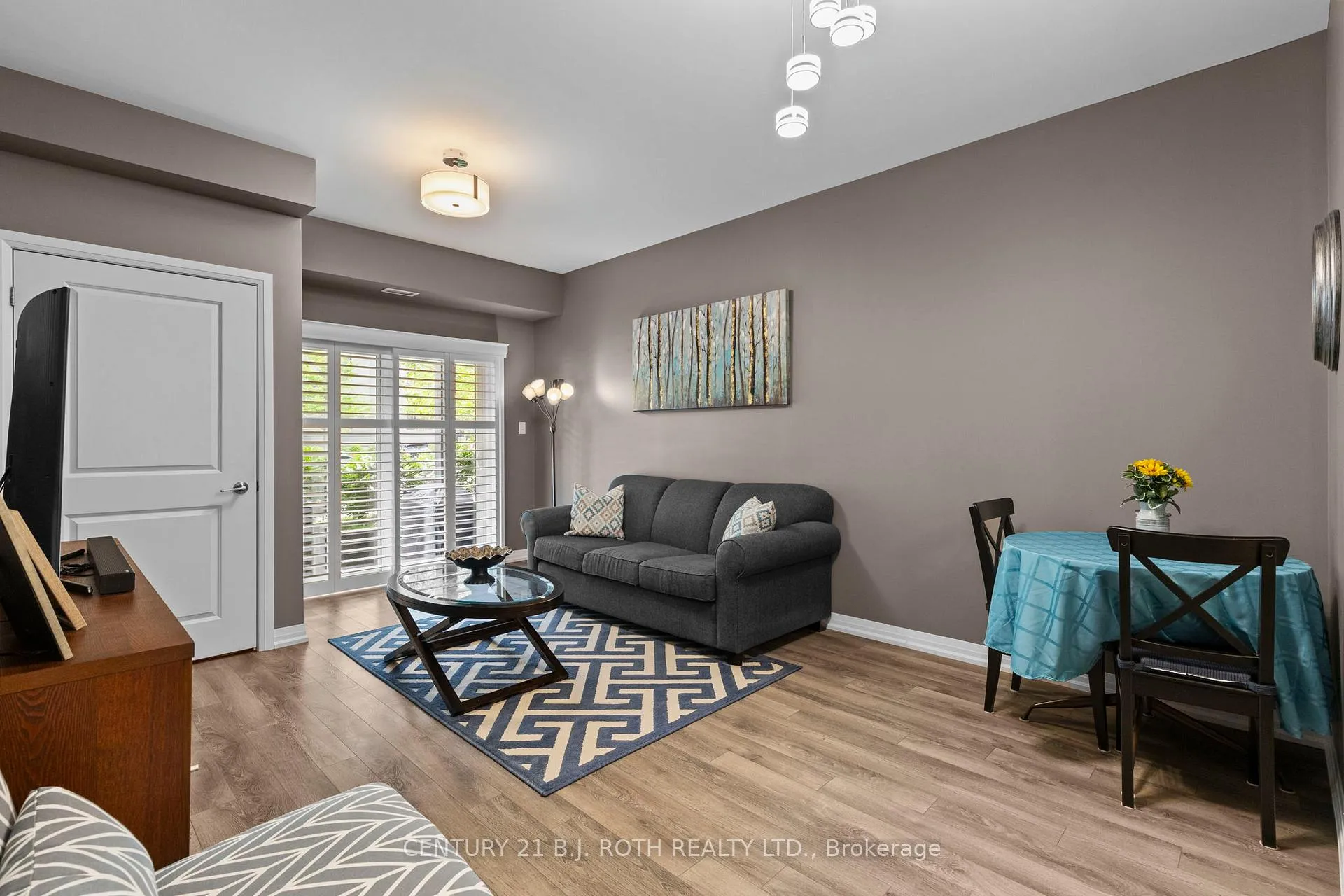 Photo 10 of Unit 107, 300 Essa Road, Barrie, 400 West — HOMEH