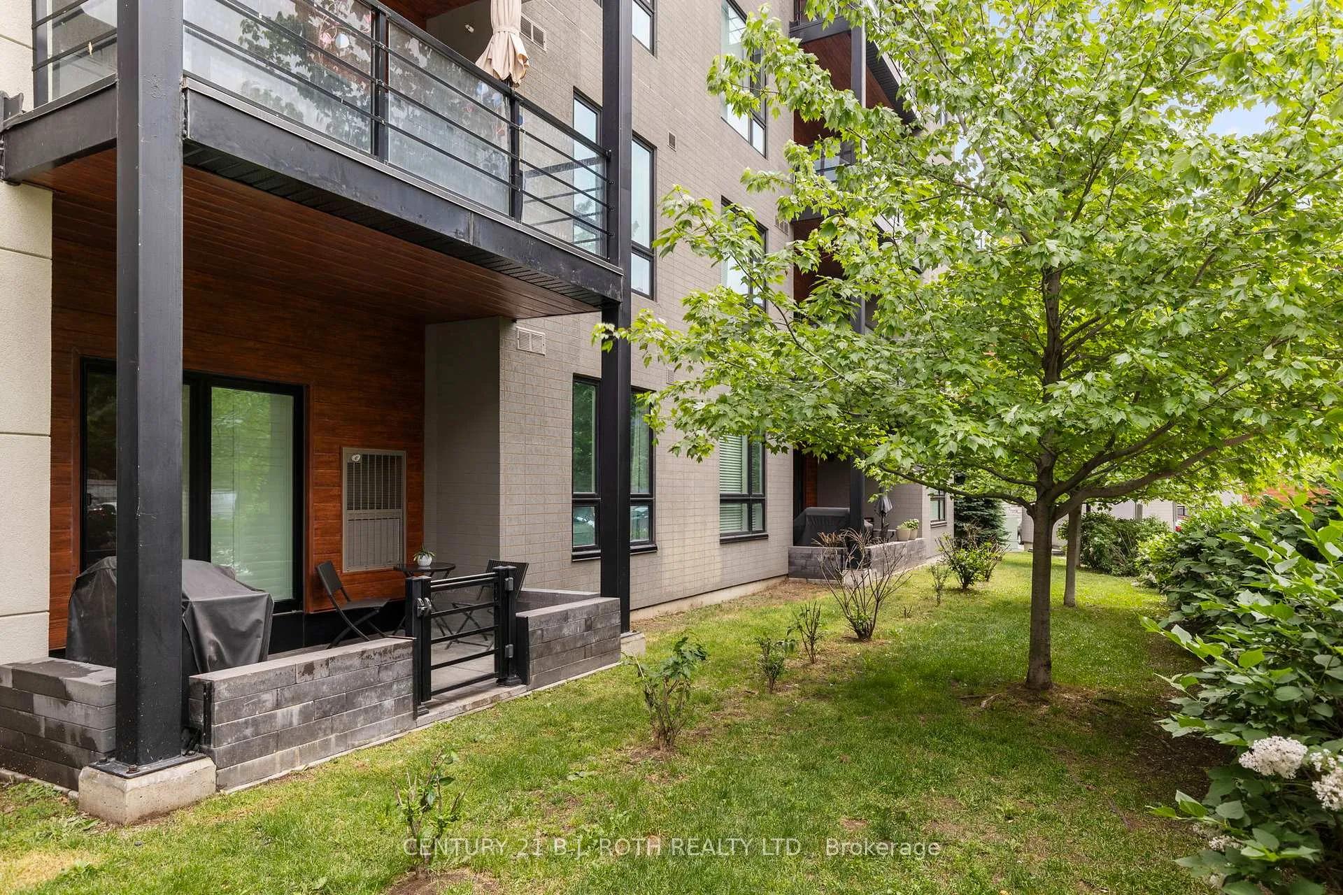 Photo 21 of Unit 107, 300 Essa Road, Barrie, 400 West — HOMEH