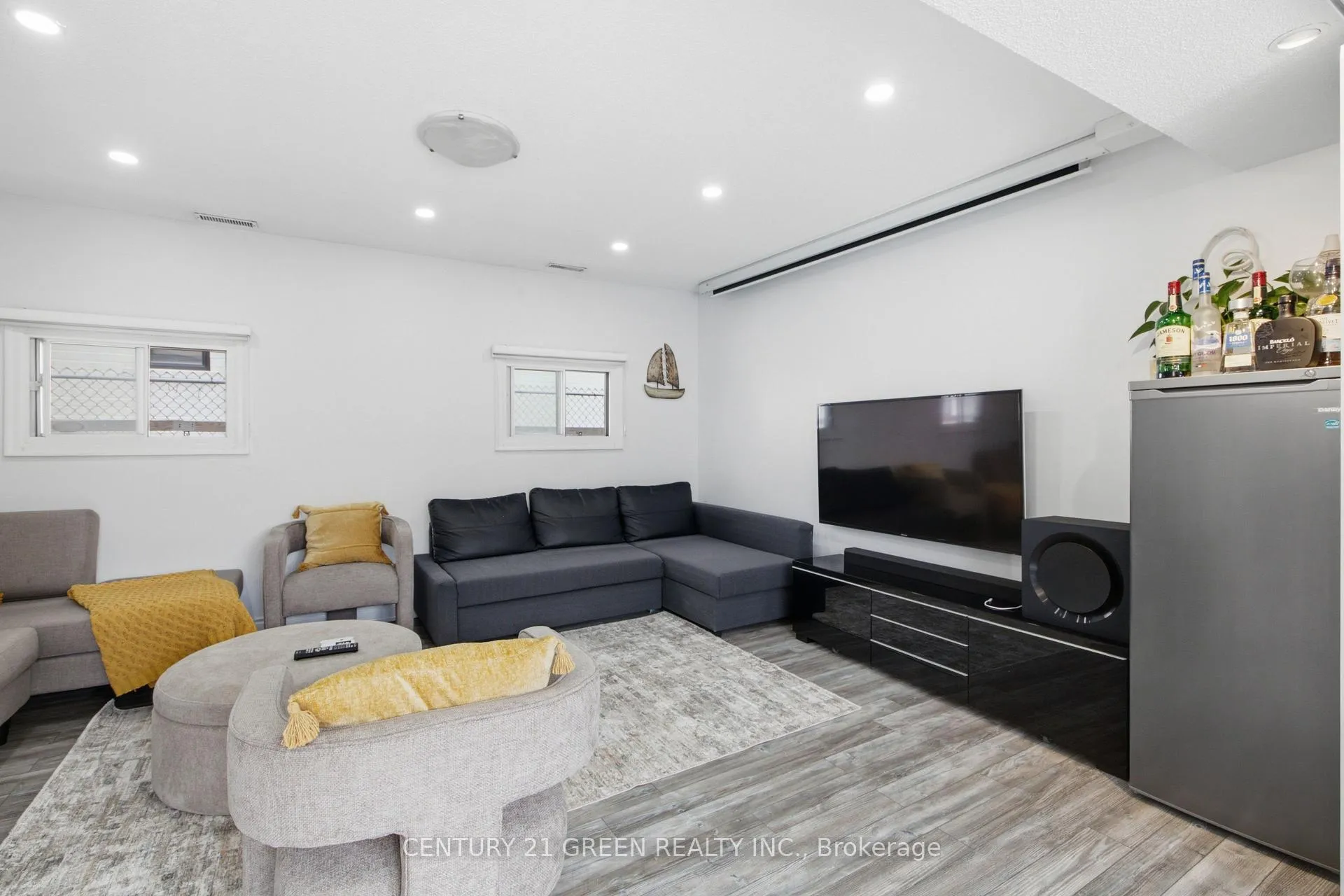 Photo 10 of 7649 Redstone Road, Mississauga, Malton — HOMEH