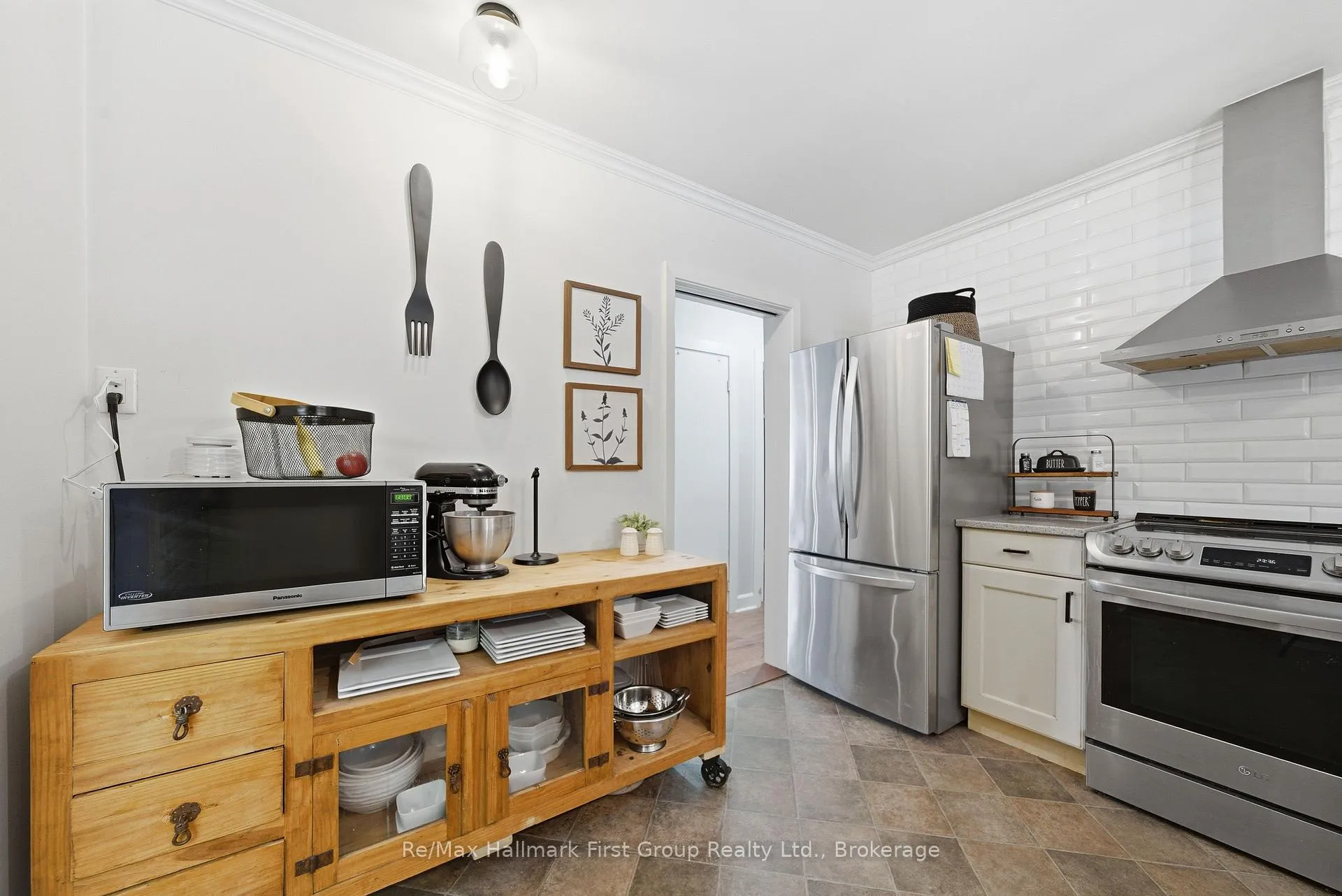 Photo 15 of 41 Freeman Drive, Port Hope — HOMEH