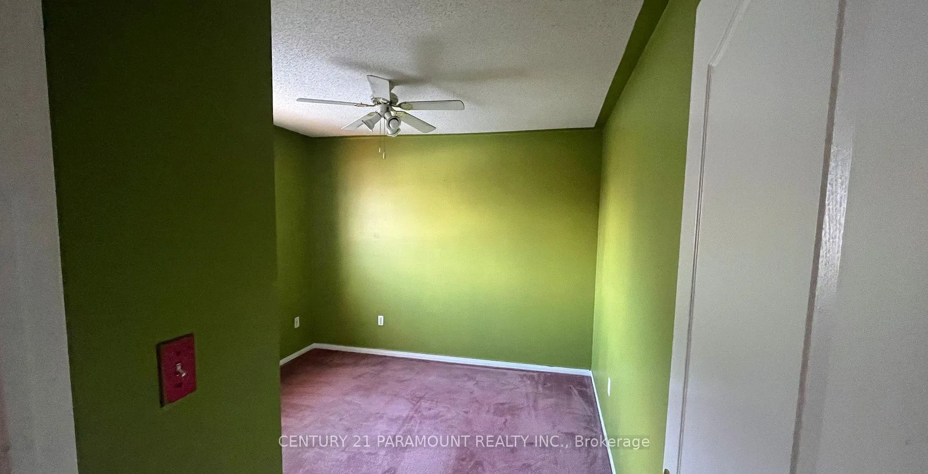 Photo 12 of 34 Jewel Crescent, Brampton, Sandringham-Wellington — HOMEH