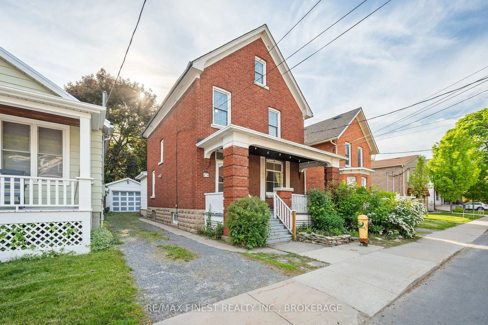Front of 476 Victoria Street