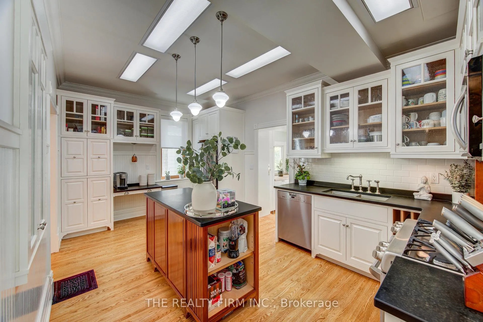 Photo 15 of 41 Askin Street, London, South F — HOMEH