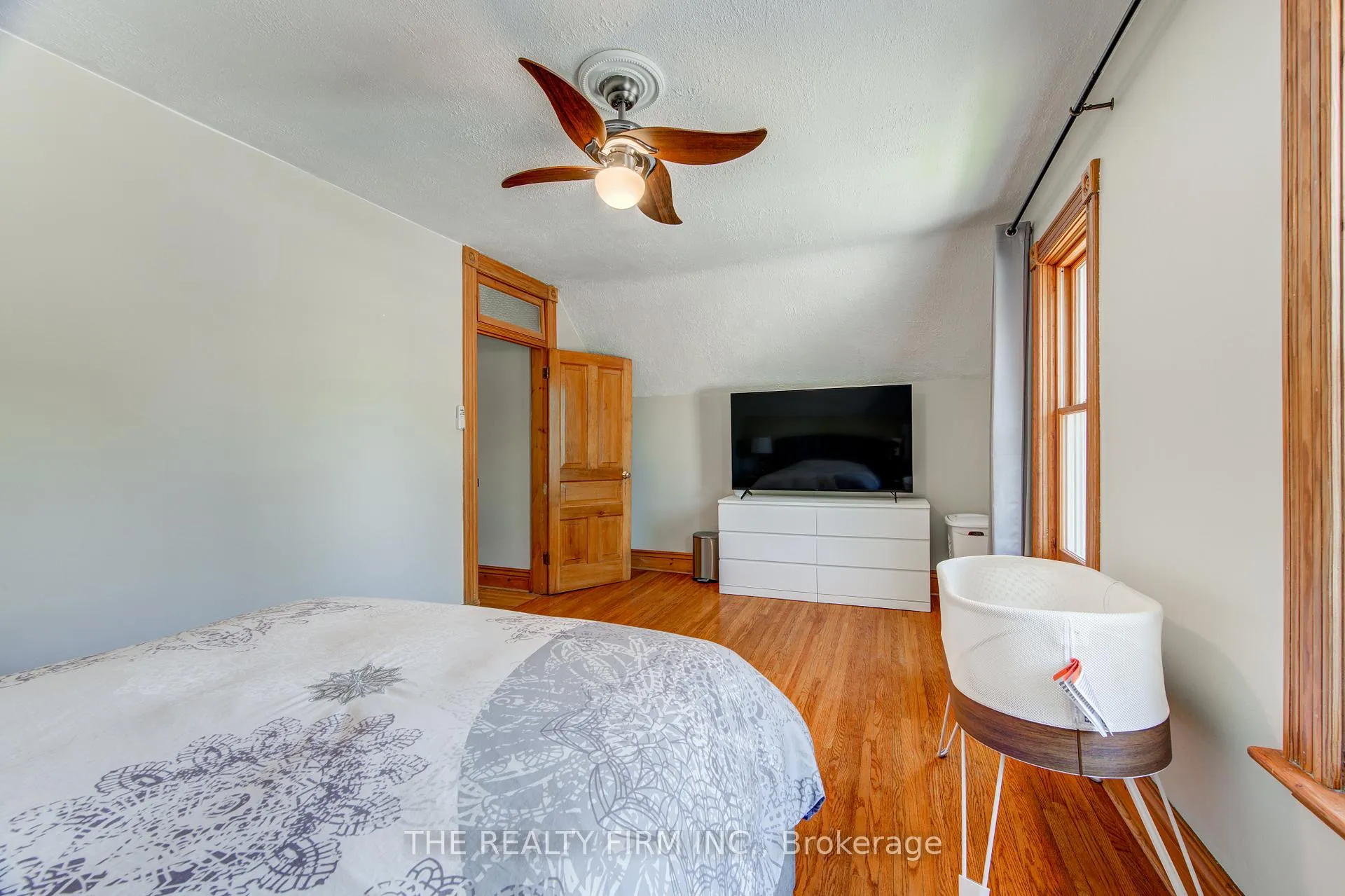 Photo 20 of 41 Askin Street, London, South F — HOMEH