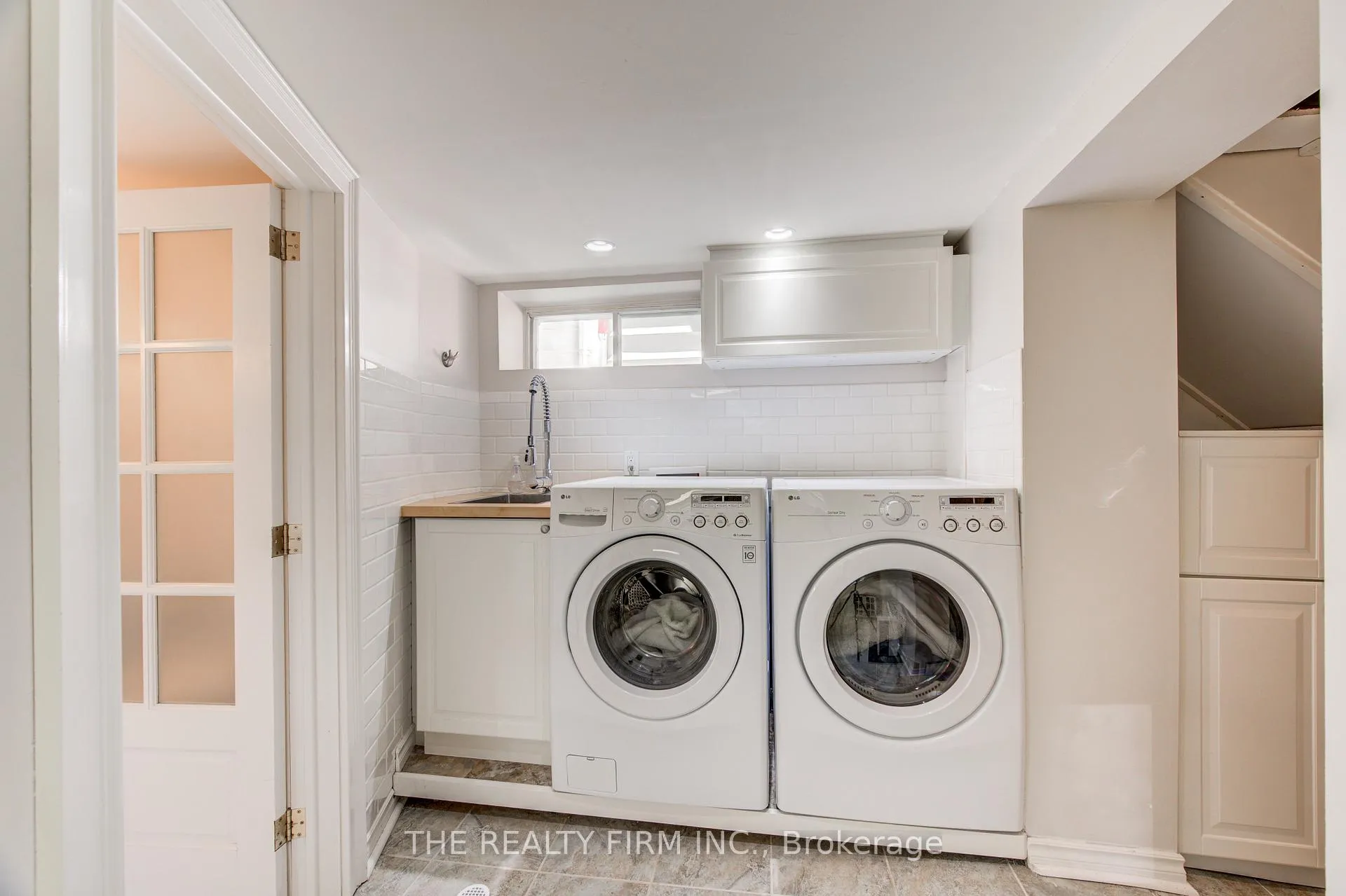 Photo 32 of 41 Askin Street, London, South F — HOMEH