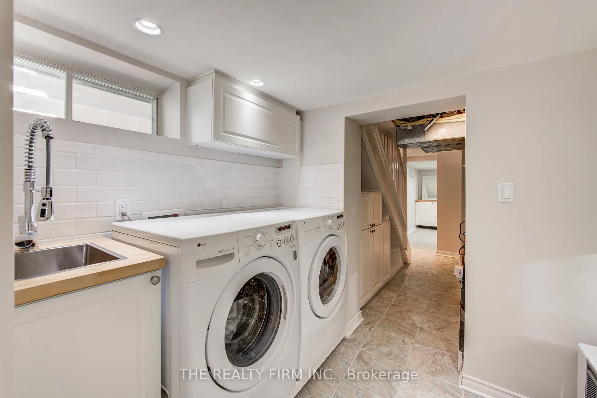 Photo 33 of 41 Askin Street, London, South F — HOMEH