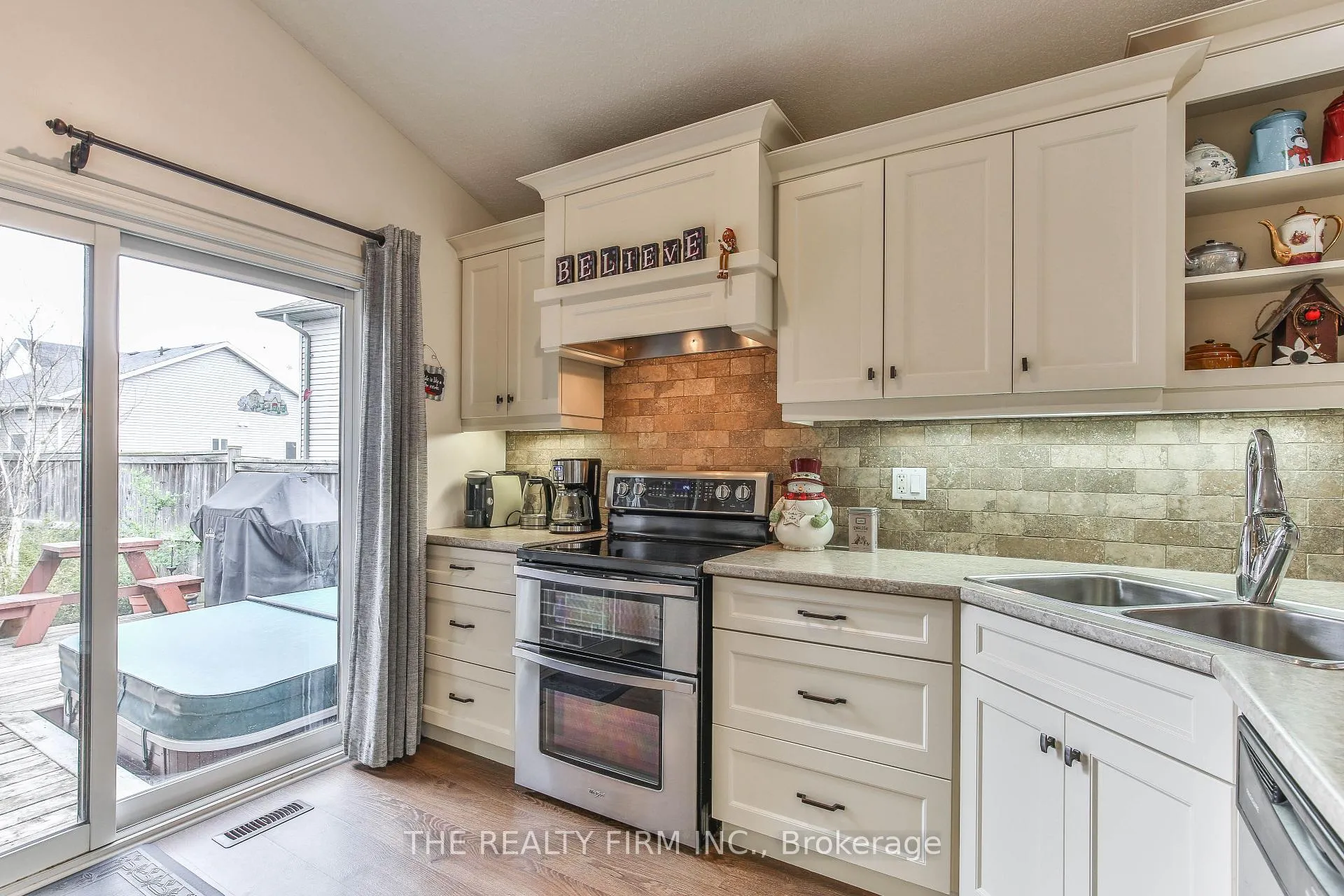 Photo 16 of 2 Ambleside Drive, St. Thomas — HOMEH