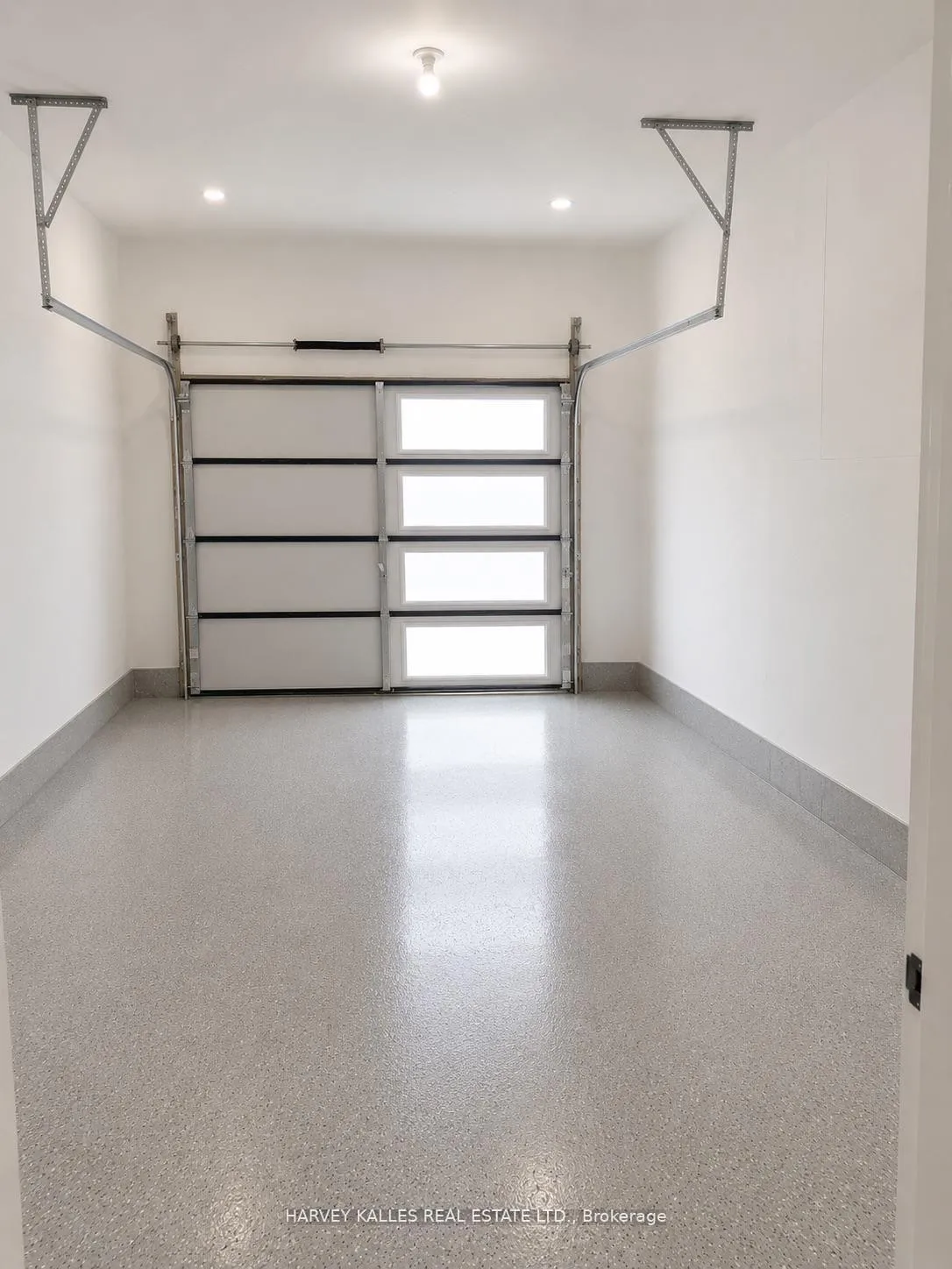 Photo 16 of 19 Innes Avenue, Toronto, Corso Italia-Davenport — HOMEH