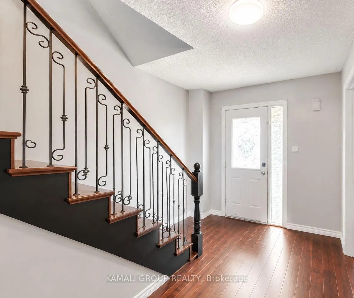 Photo 8 of Unit MAIN, 77 Ecclestone Drive, Brampton, Brampton West — HOMEH