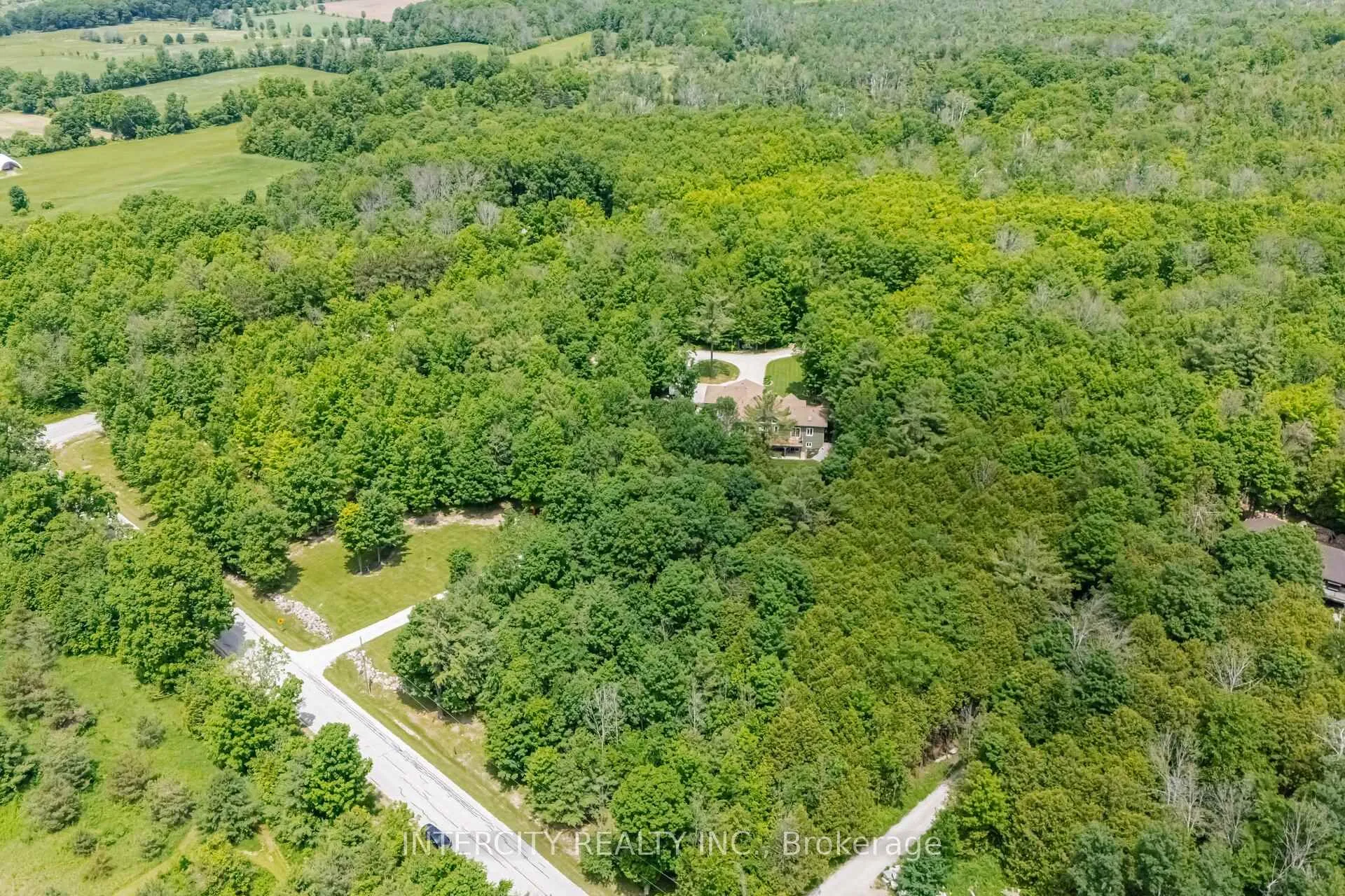 Photo 3 of 4655 10 Line N, Oro-Medonte, Rural Oro-Medonte — HOMEH
