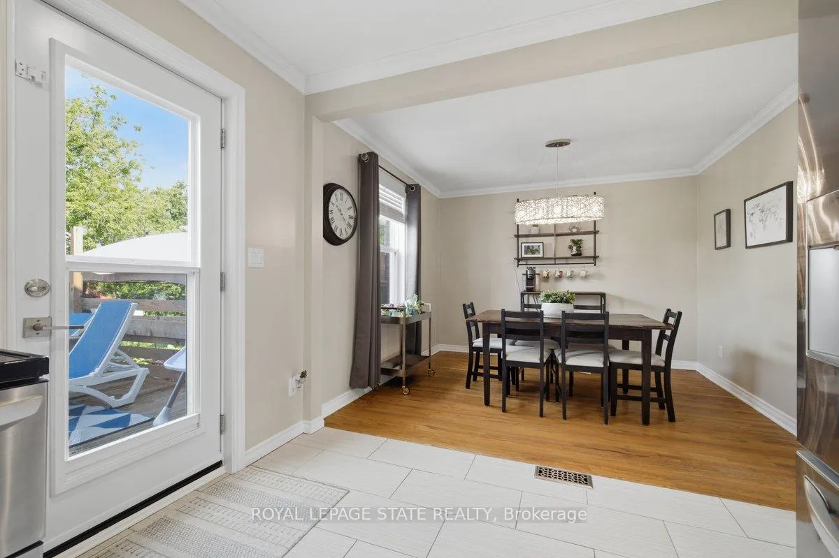 Photo 7 of 216 Summerhill Avenue, Hamilton, Glenview — HOMEH