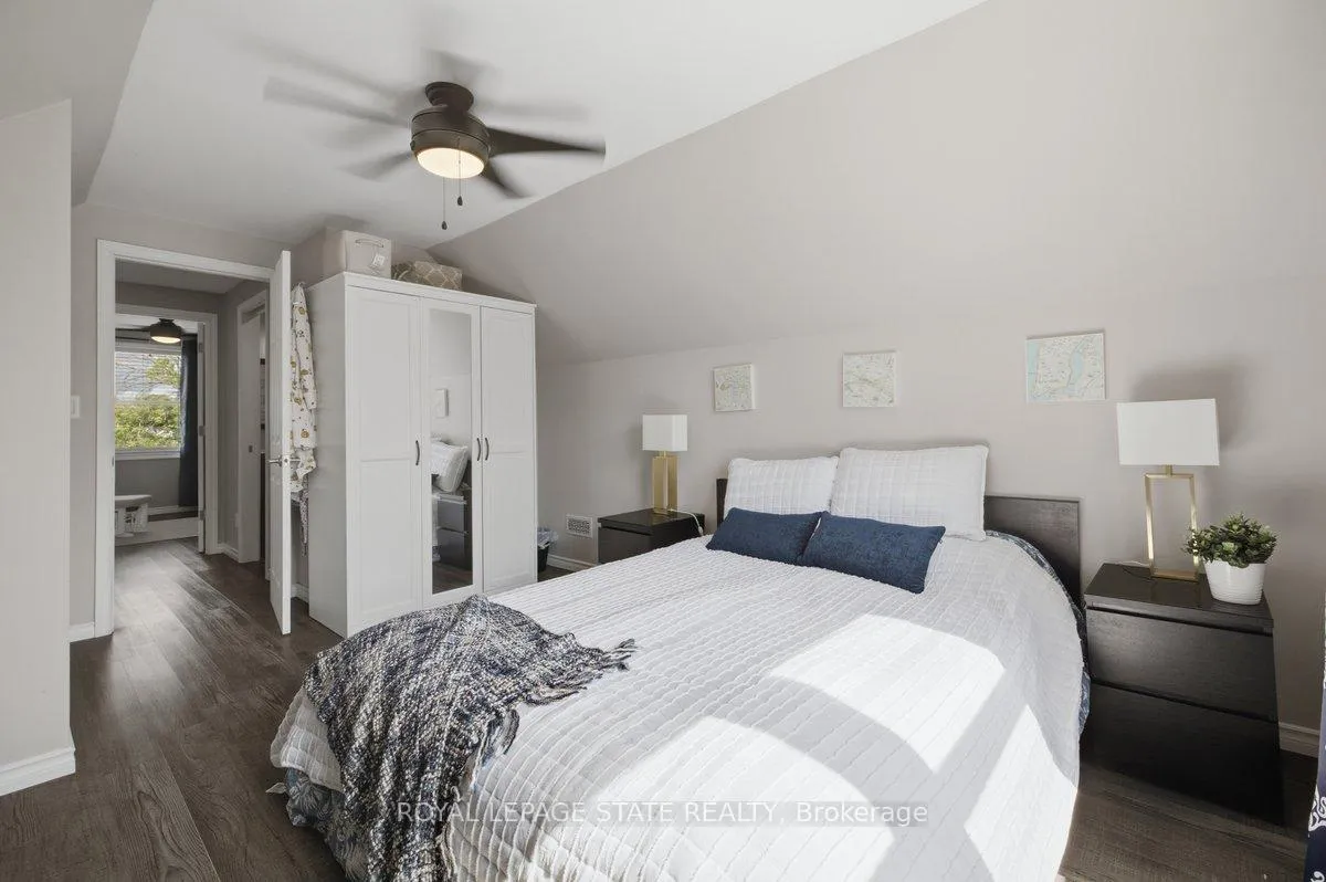 Photo 17 of 216 Summerhill Avenue, Hamilton, Glenview — HOMEH