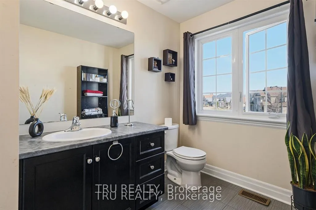 Photo 30 of 380 Blackleaf Drive, Ottawa, Barrhaven - Stonebridge — HOMEH