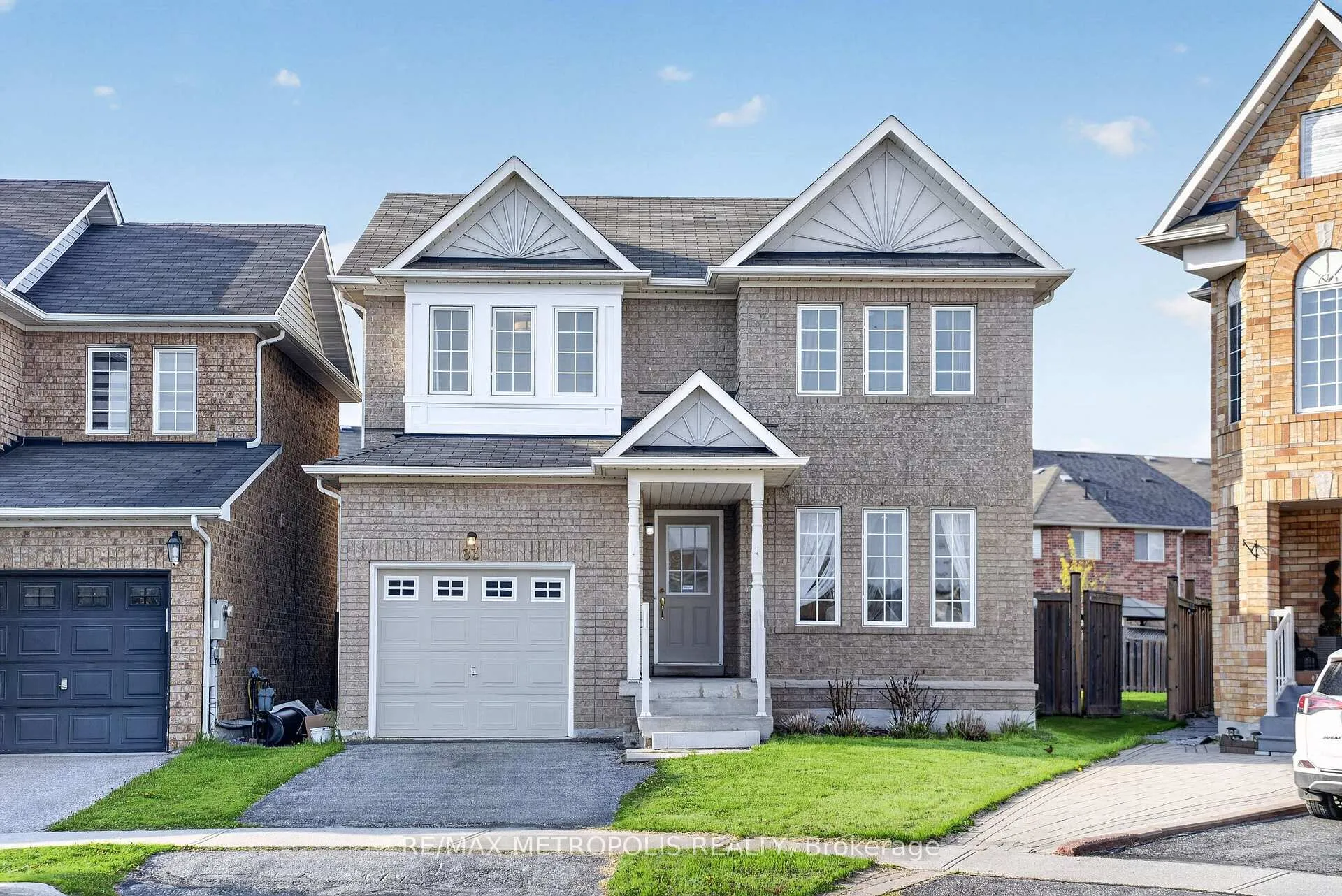 Photo 1 of 83 Greenhalf Drive, Ajax, South East — HOMEH