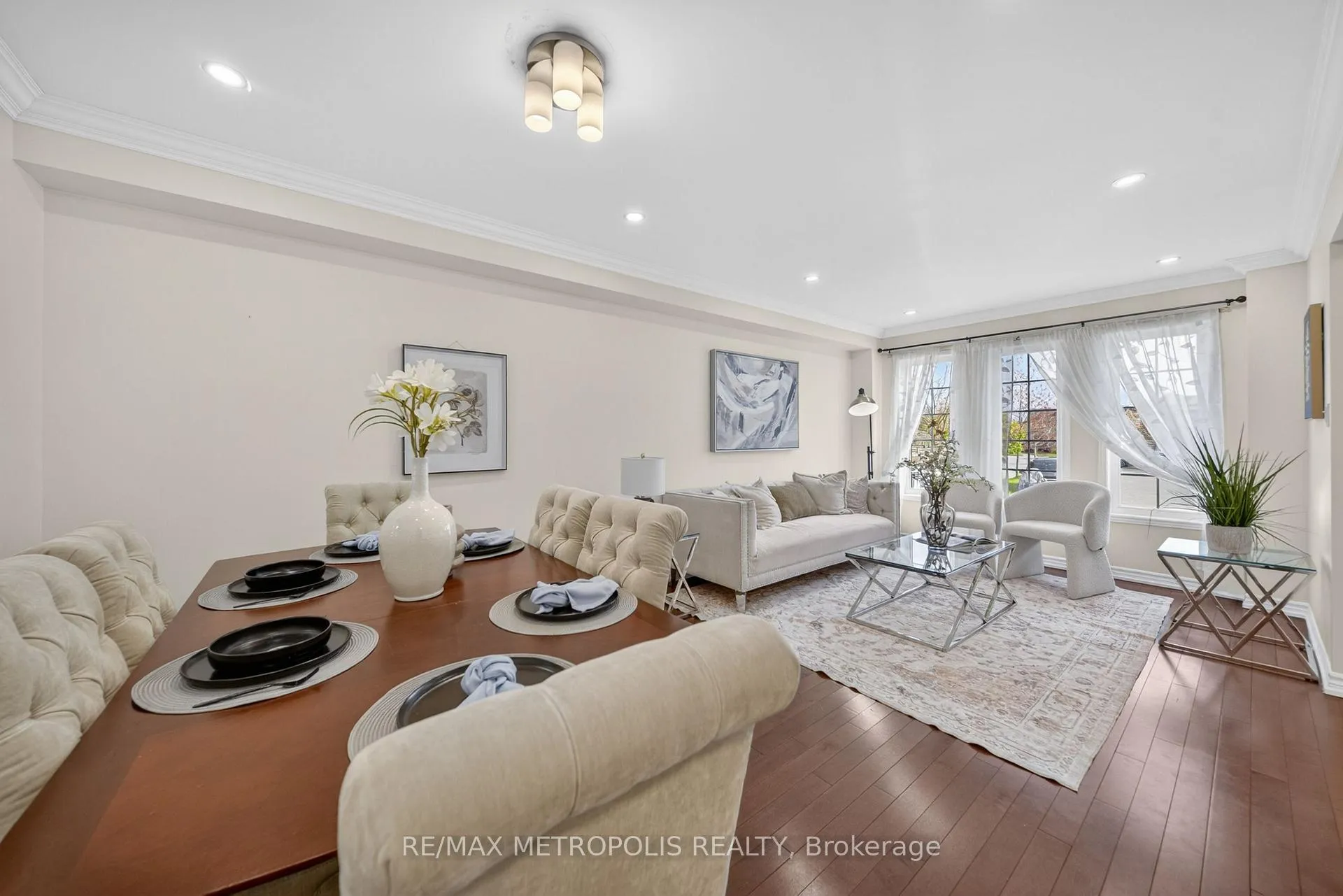 Photo 5 of 83 Greenhalf Drive, Ajax, South East — HOMEH