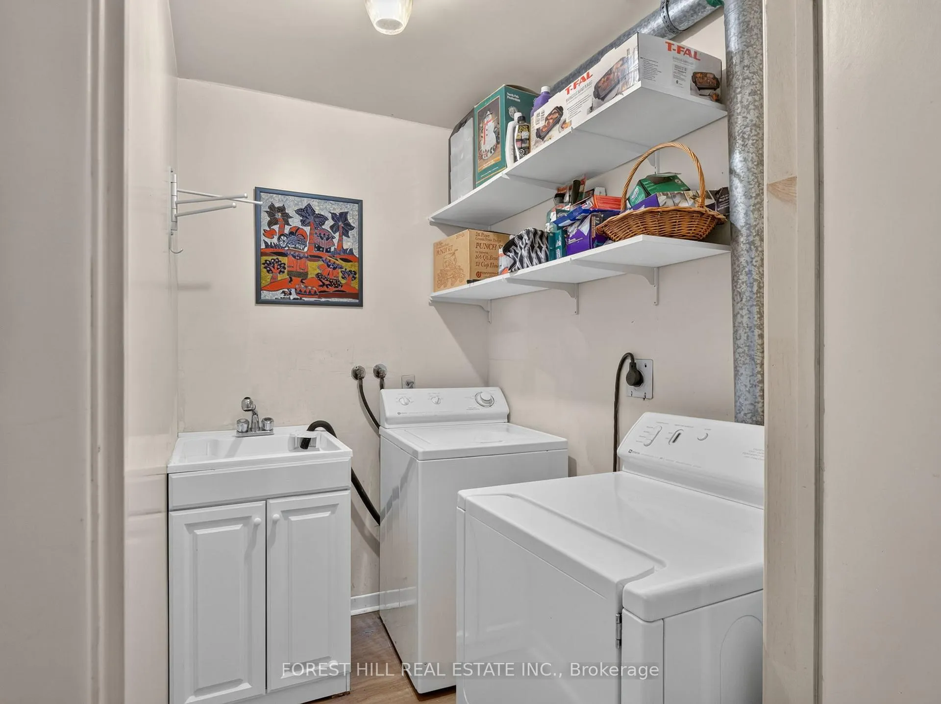 Photo 18 of Unit 636, 636 Adelaide Street W, Toronto, Waterfront Communities — HOMEH