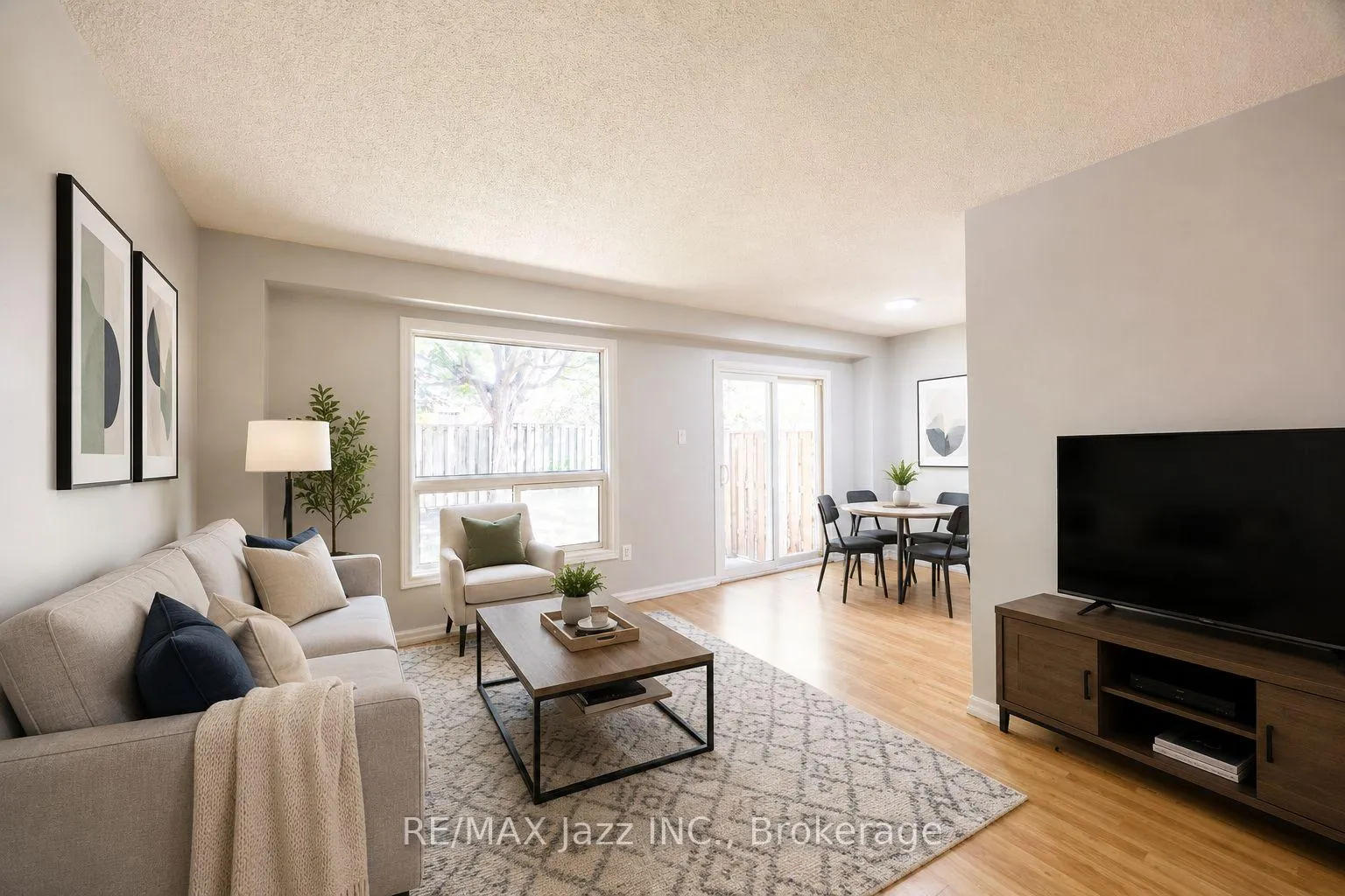 Photo 4 of Unit 14, 10 Bassett Boulevard, Whitby, Pringle Creek — HOMEH