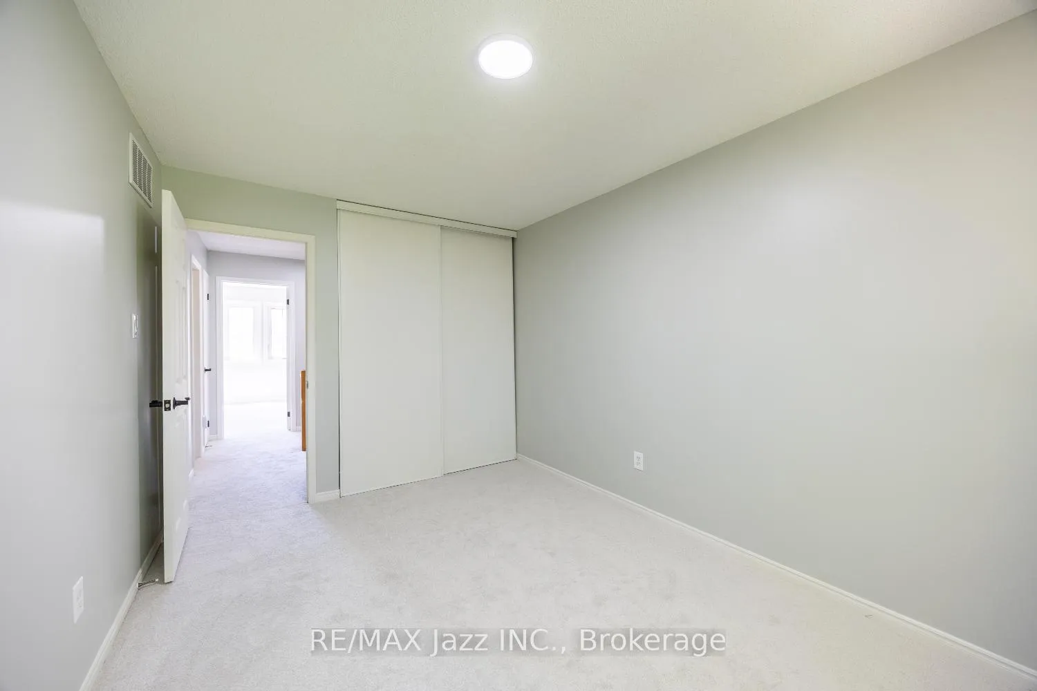 Photo 19 of Unit 14, 10 Bassett Boulevard, Whitby, Pringle Creek — HOMEH